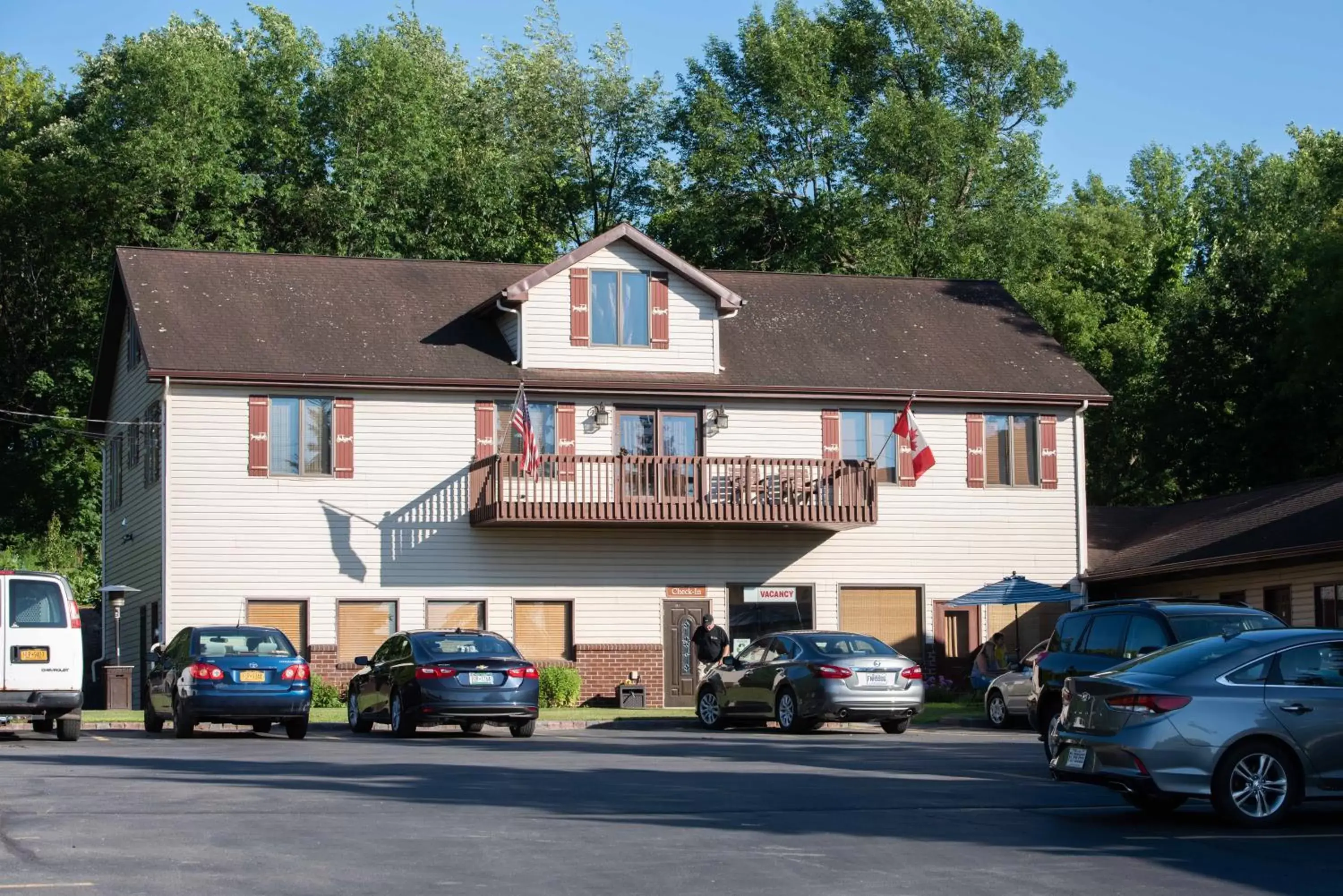 Facade/entrance, Property Building in Blue Spruce Motel