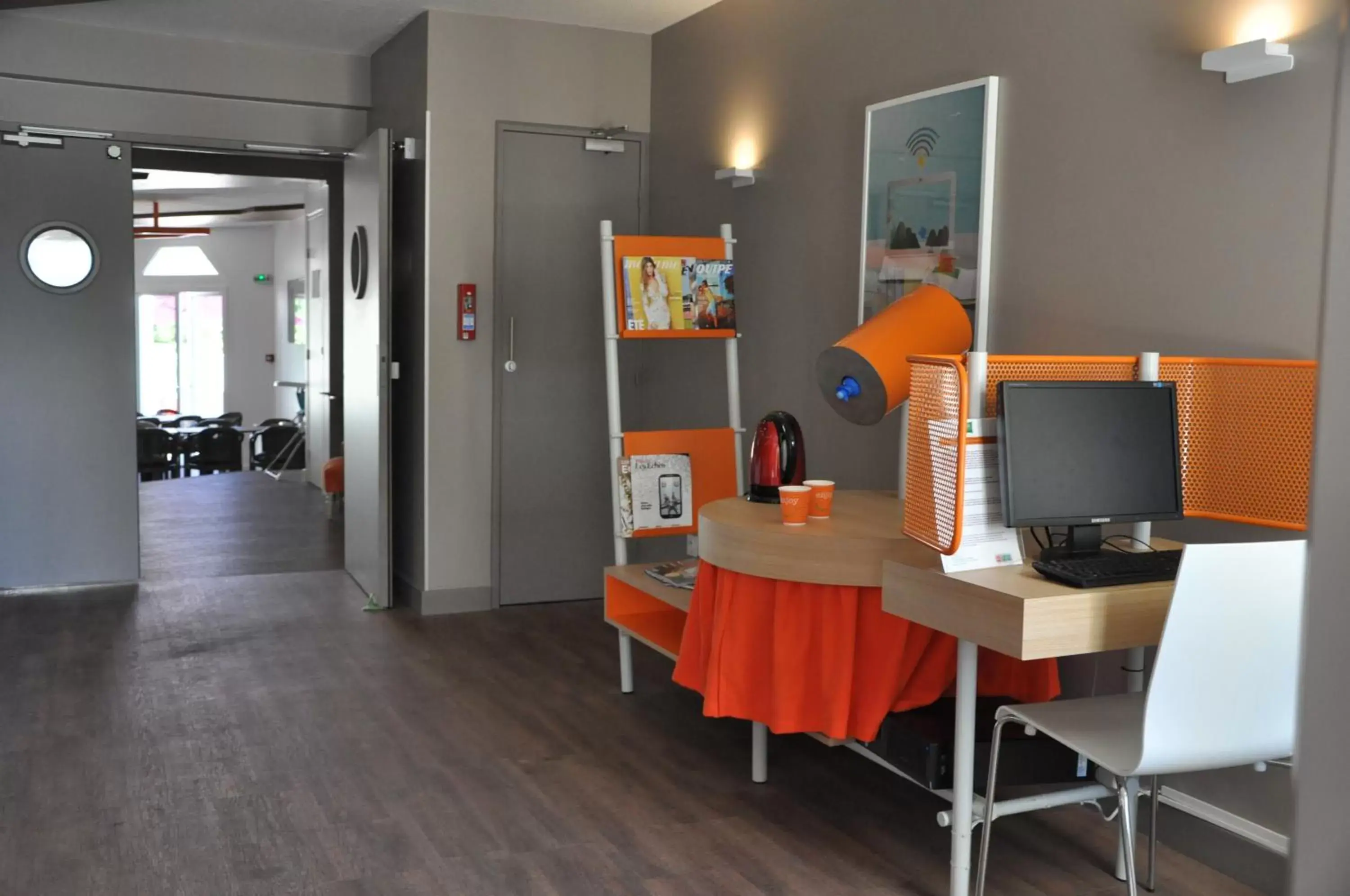 Area and facilities in ibis Styles Gien