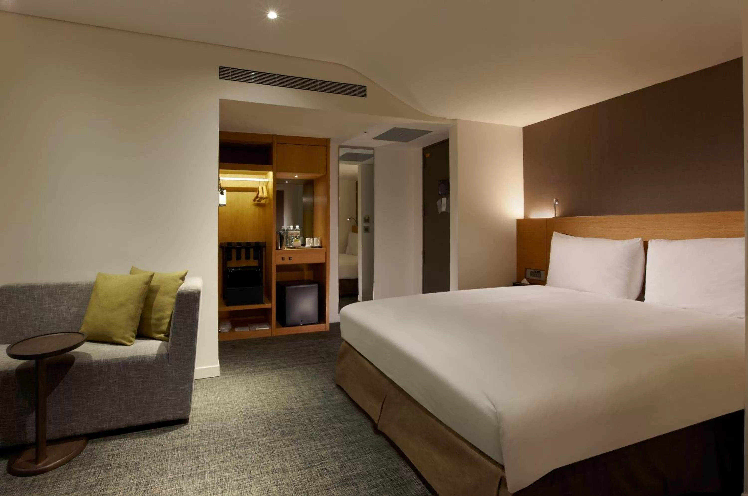 bunk bed, Bed in Royal Inn Taipei Linsen - Huashan 1914 Creative Park