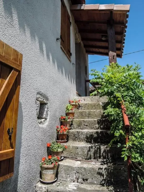 Facade/entrance in Barbonvielle Astaffort