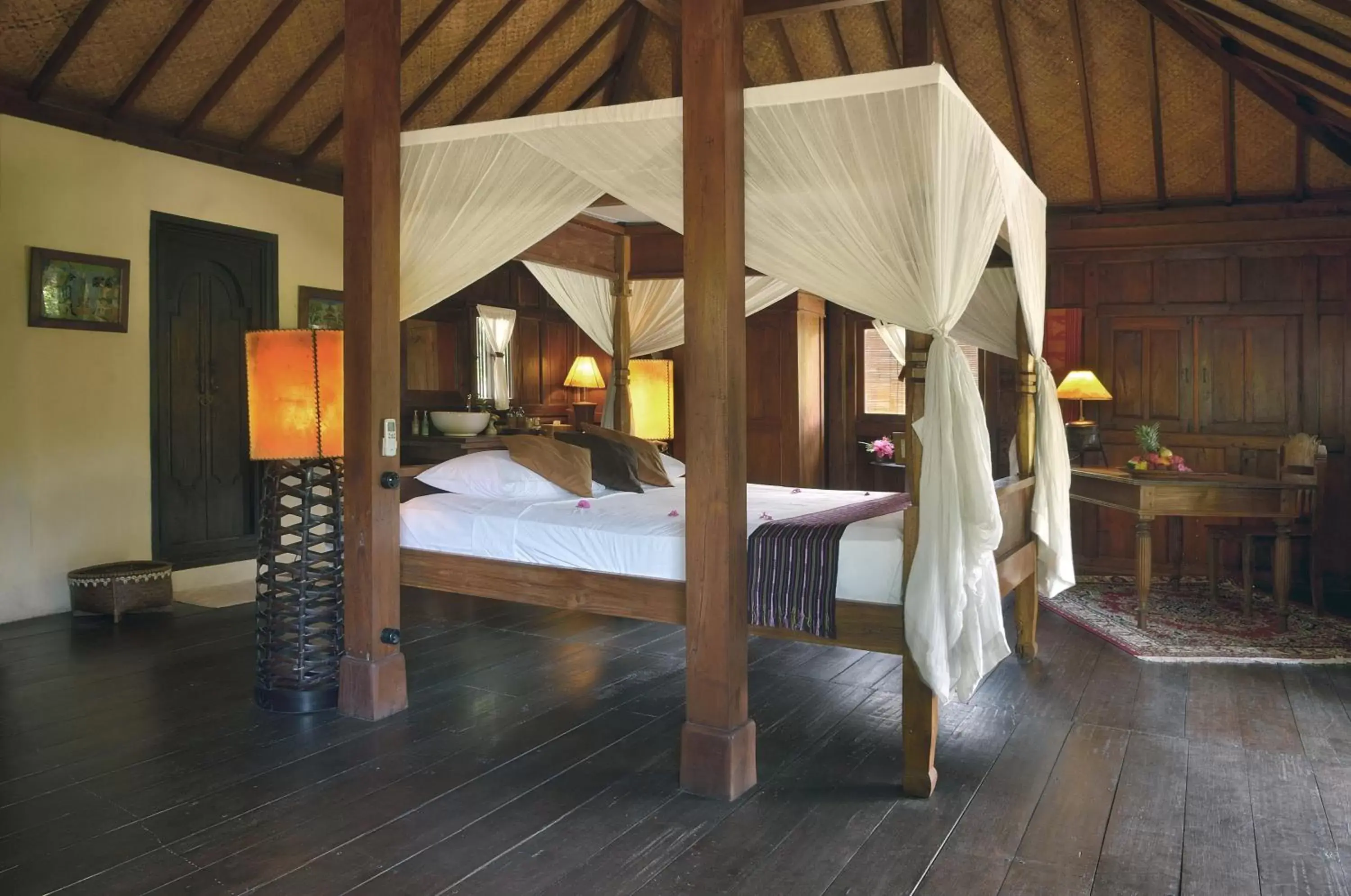 Bedroom, Bed in Desa Dunia Beda Resort