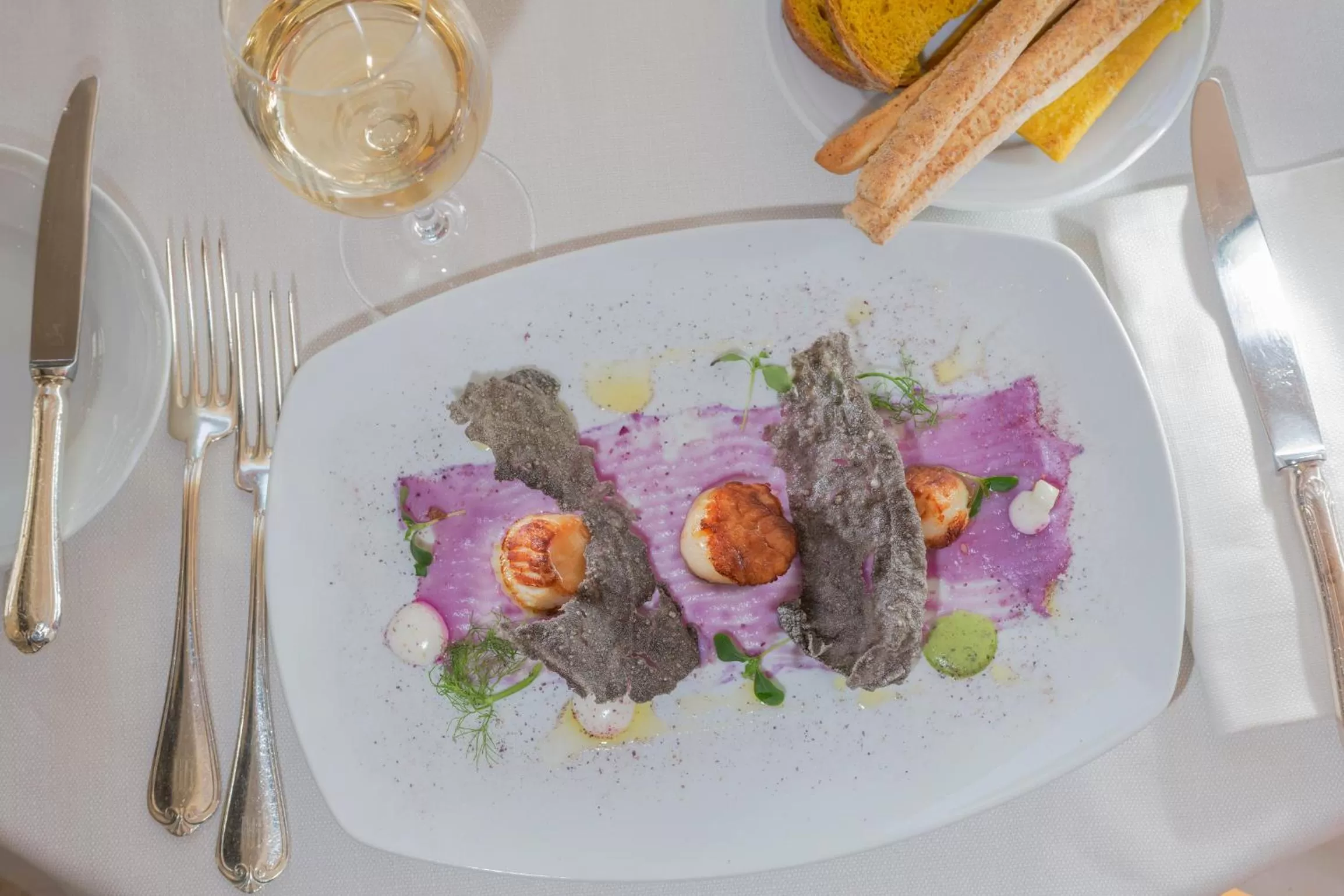 Food and drinks in Bettoja Hotel Mediterraneo