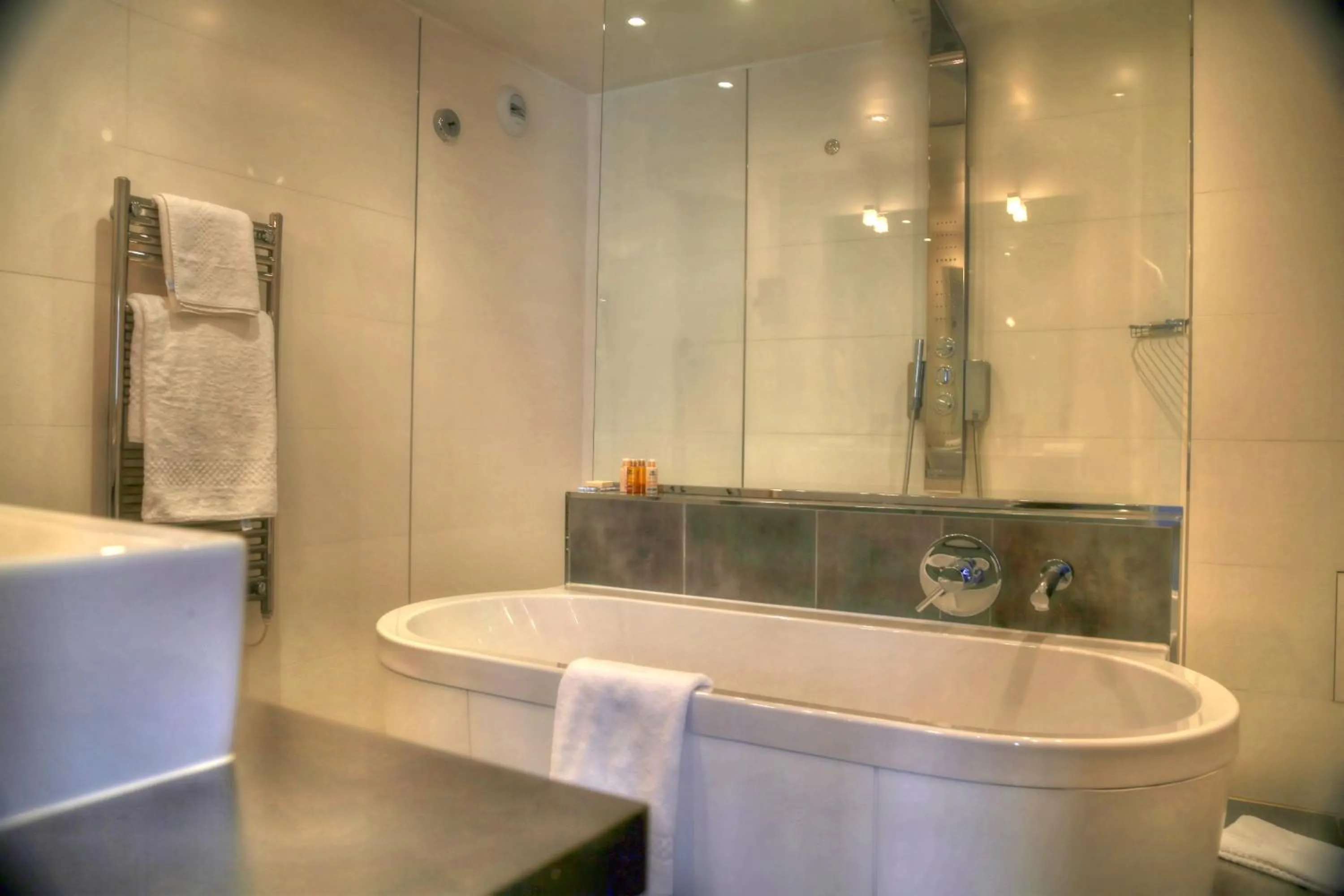 Suite (3 Adults) in Hôtel Molière