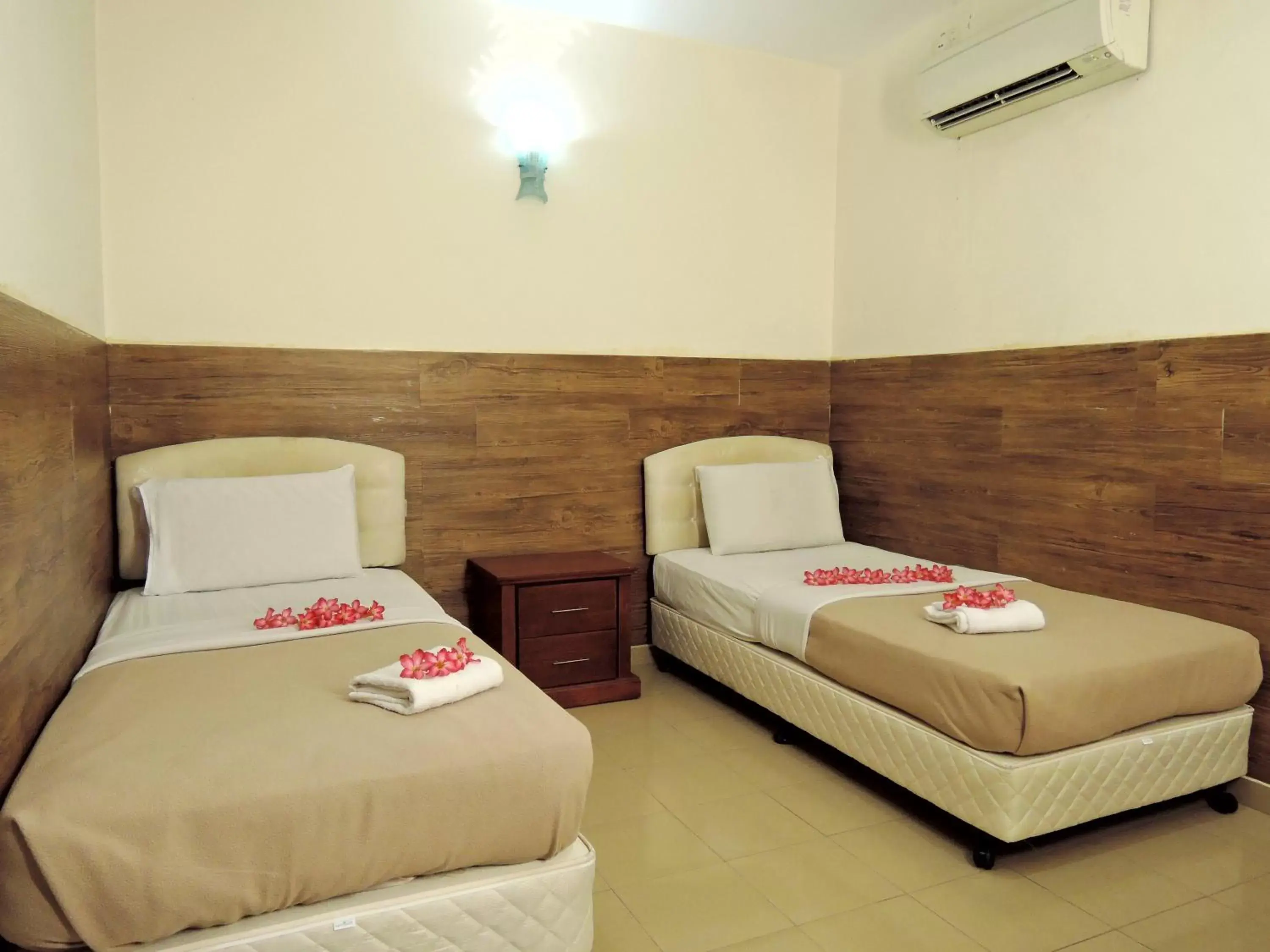 Photo of the whole room, Bed in Hotel Seri Nilai