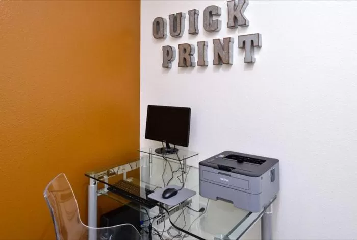 Business facilities in Scottish Inn & Suites - Conroe