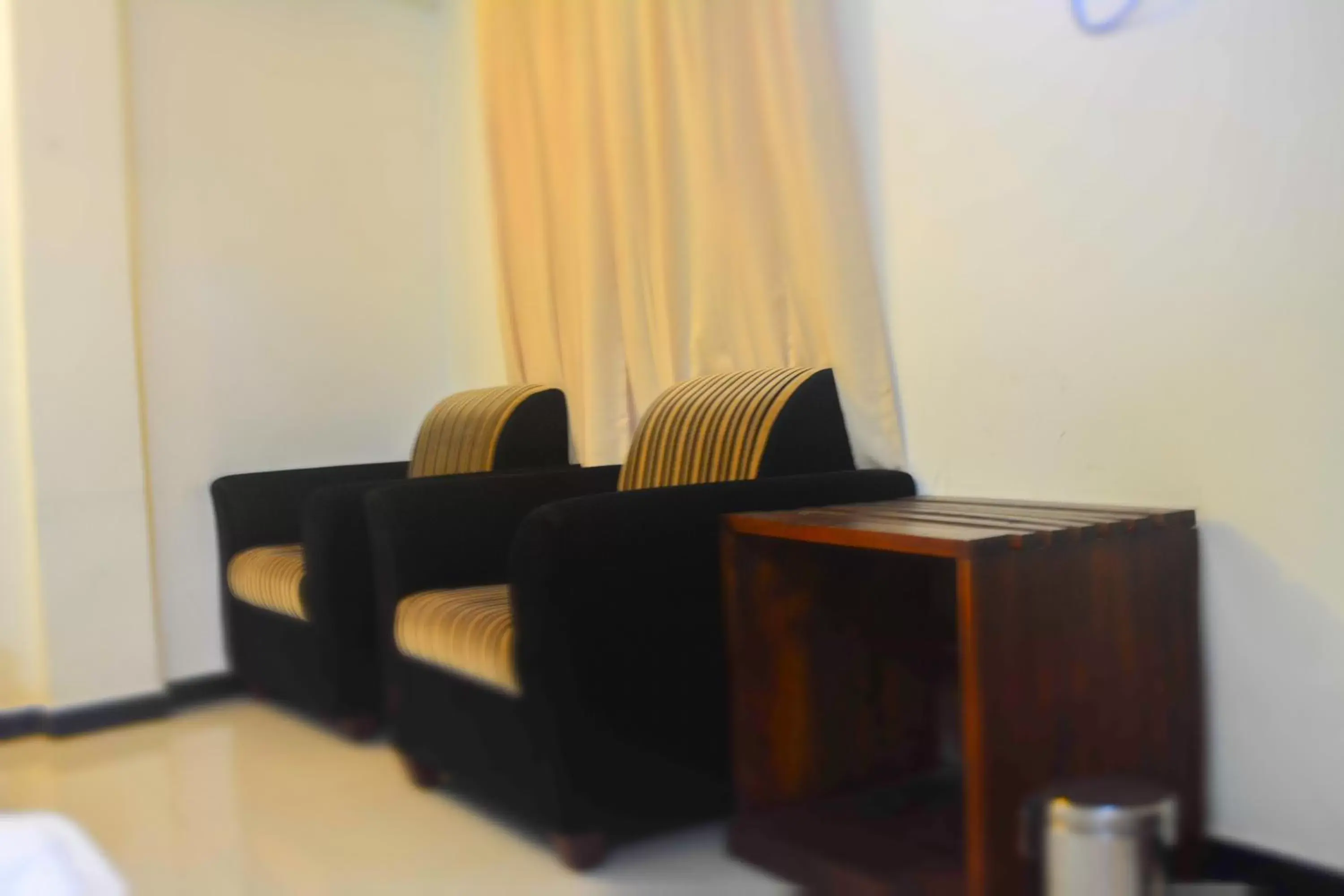 Seating Area in Saasha City Hotel