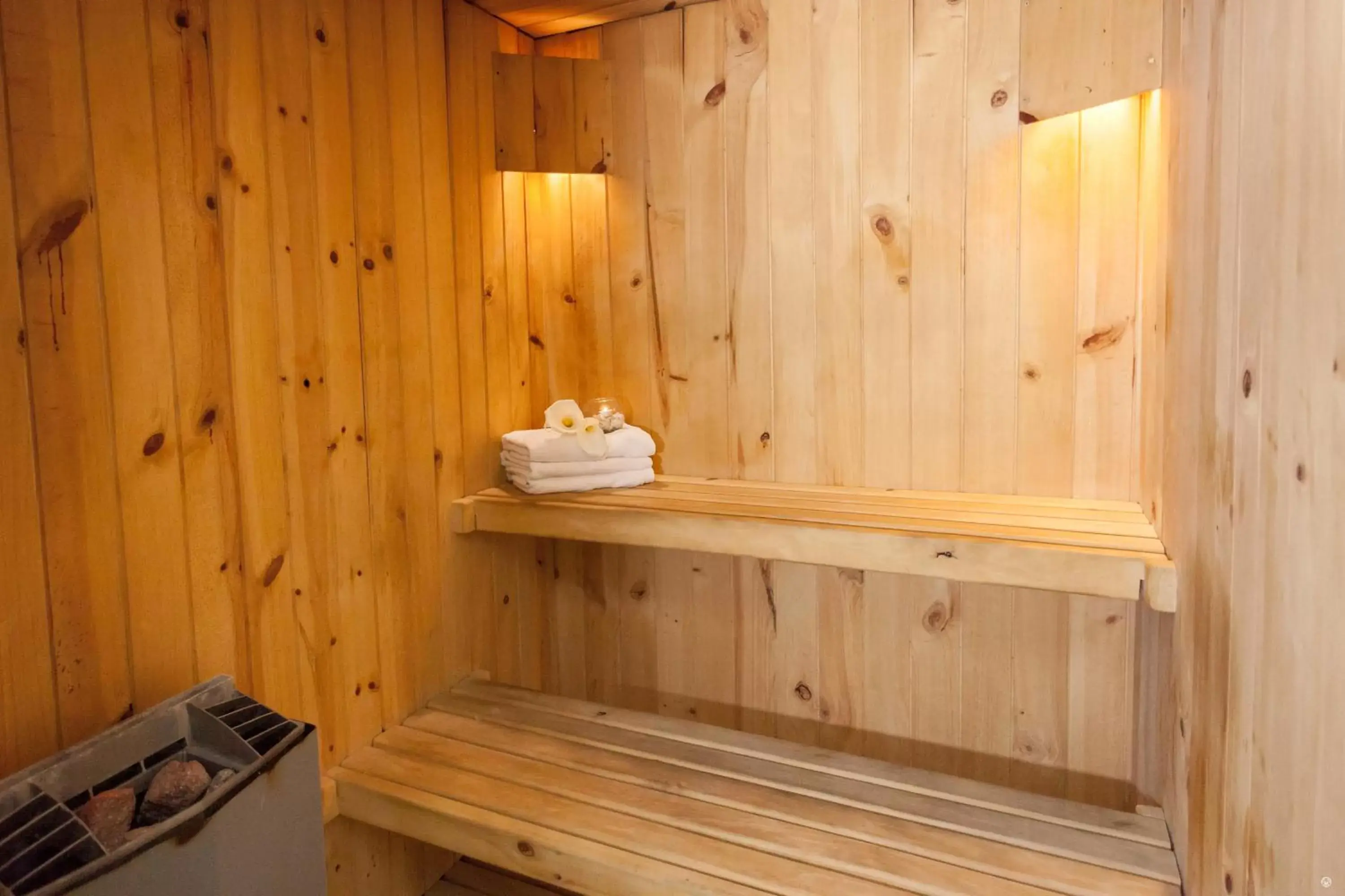 Sauna in Le Parc Hotel, Beyond Stars