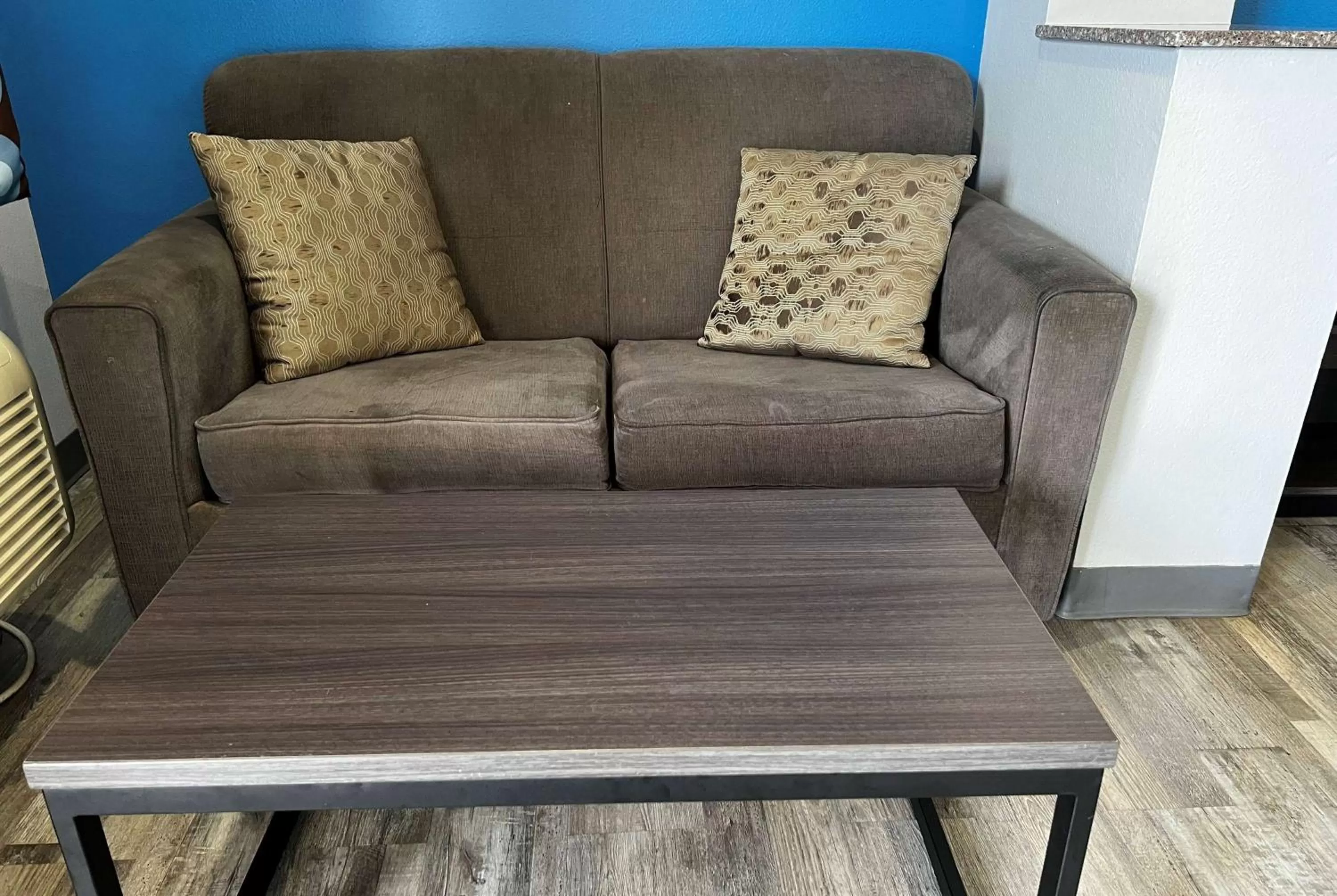 Photo of the whole room in Super 8 by Wyndham Houston North I-45