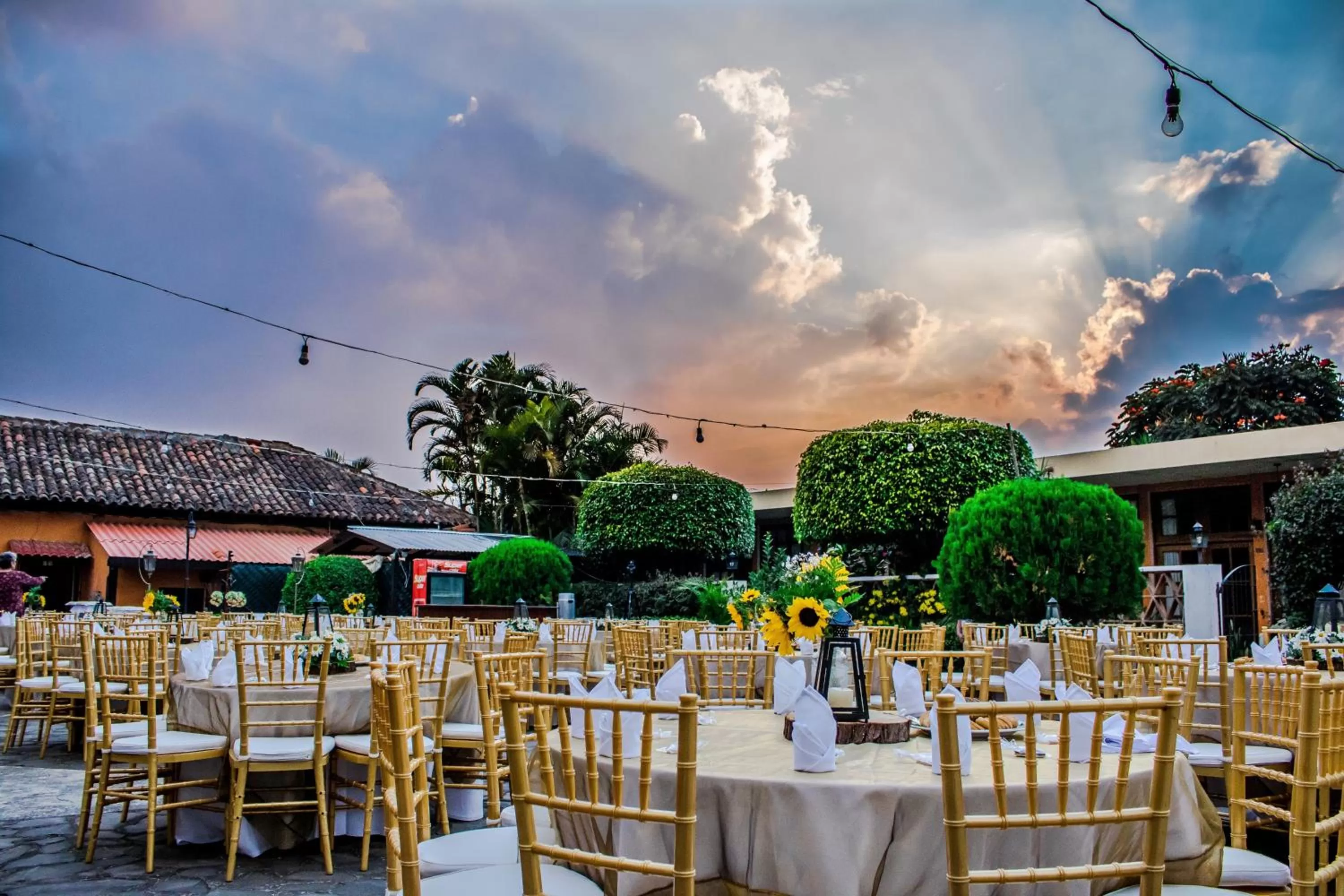 Patio in Hotel Convento Santa Catalina by AHS