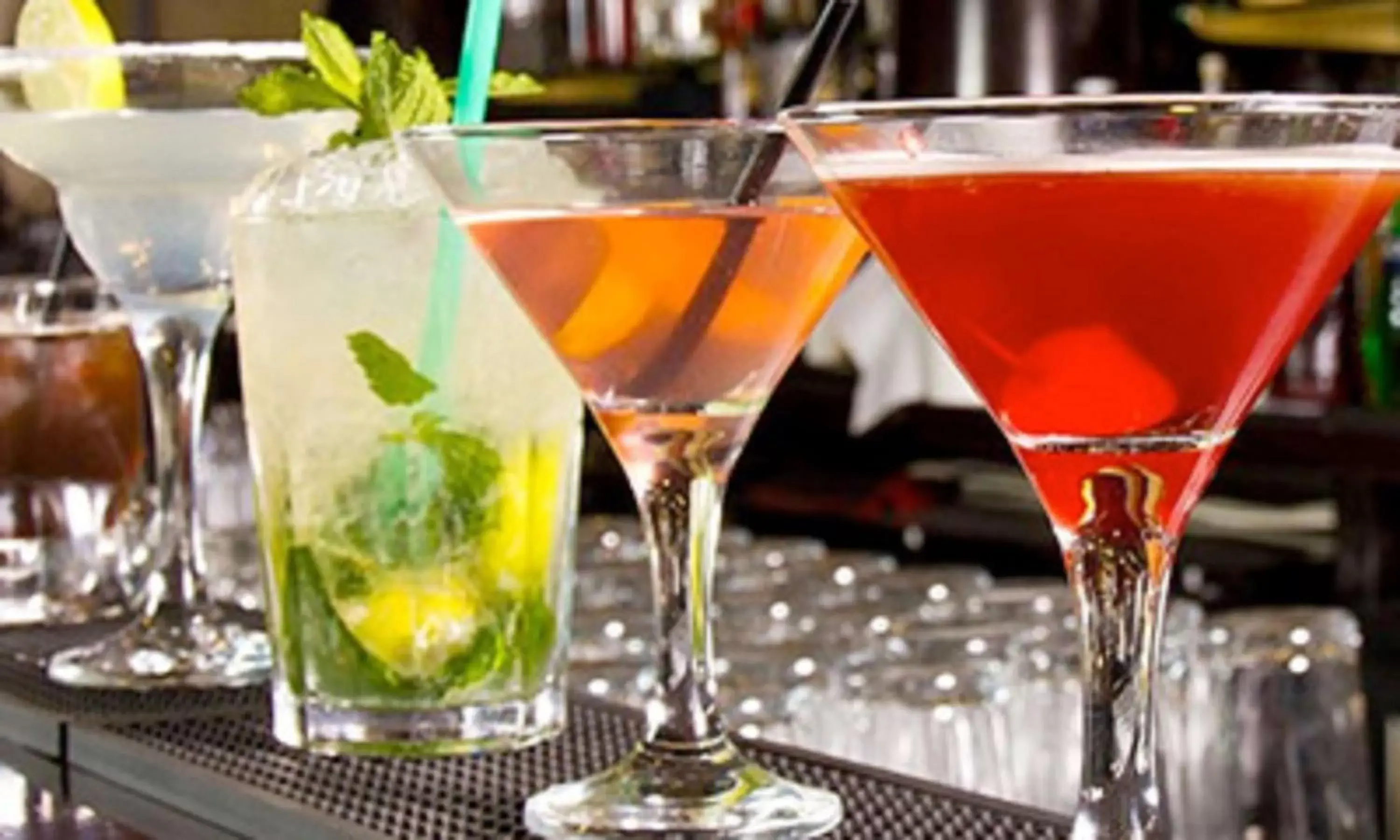 Lounge or bar, Drinks in DoubleTree by Hilton Hotel Bristol