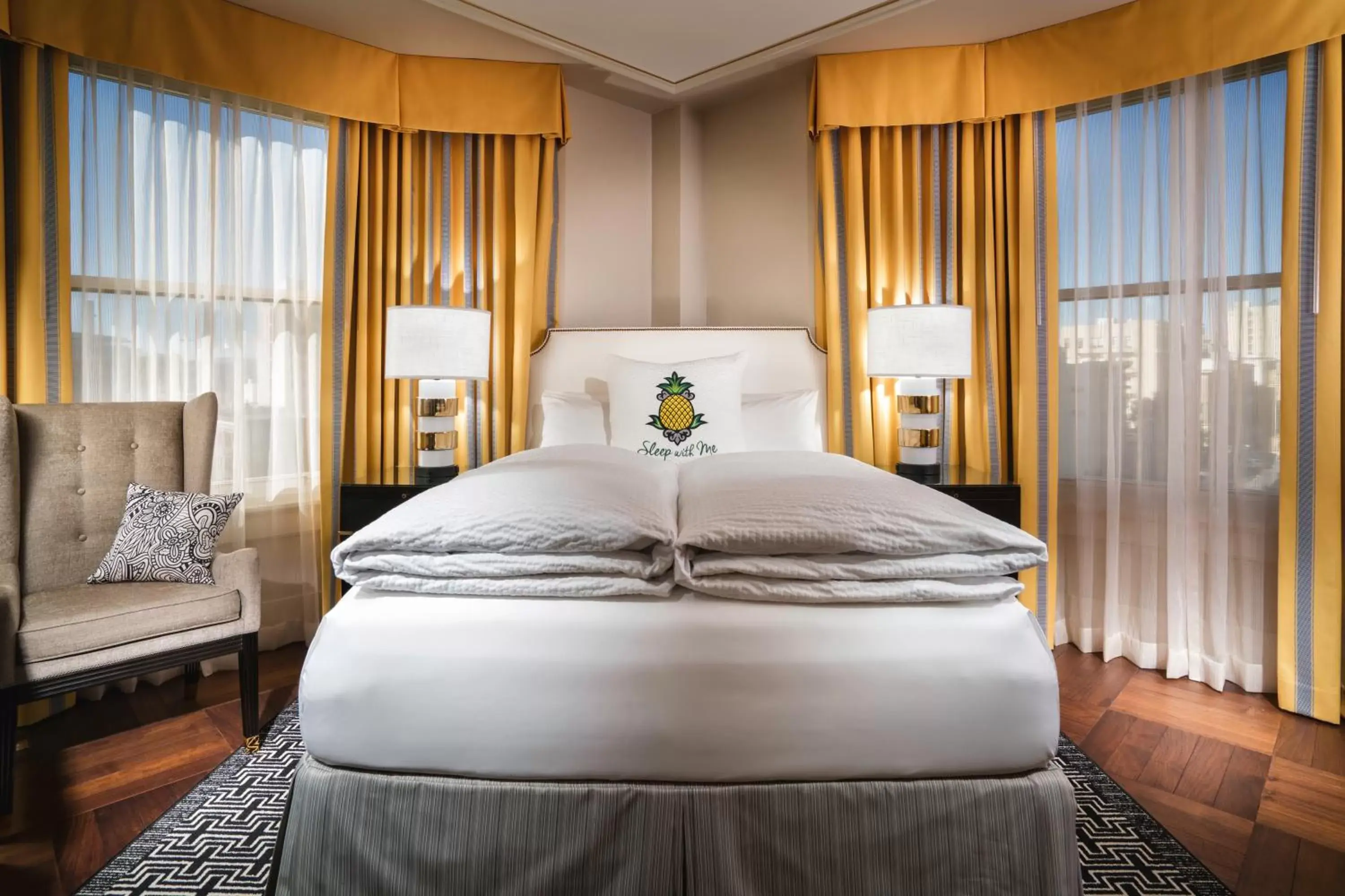 Photo of the whole room, Bed in Staypineapple, An Elegant Hotel, Union Square Photo of the whole room, Bed in Staypineapple, An Elegant Hotel, Union Square