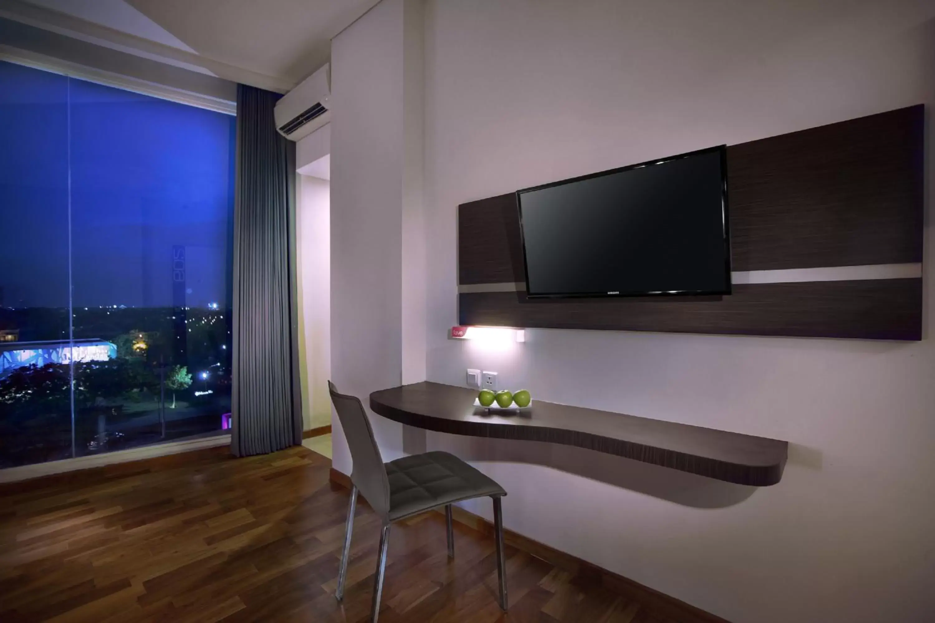 Other, TV/Entertainment Center in favehotel Graha Agung Surabaya