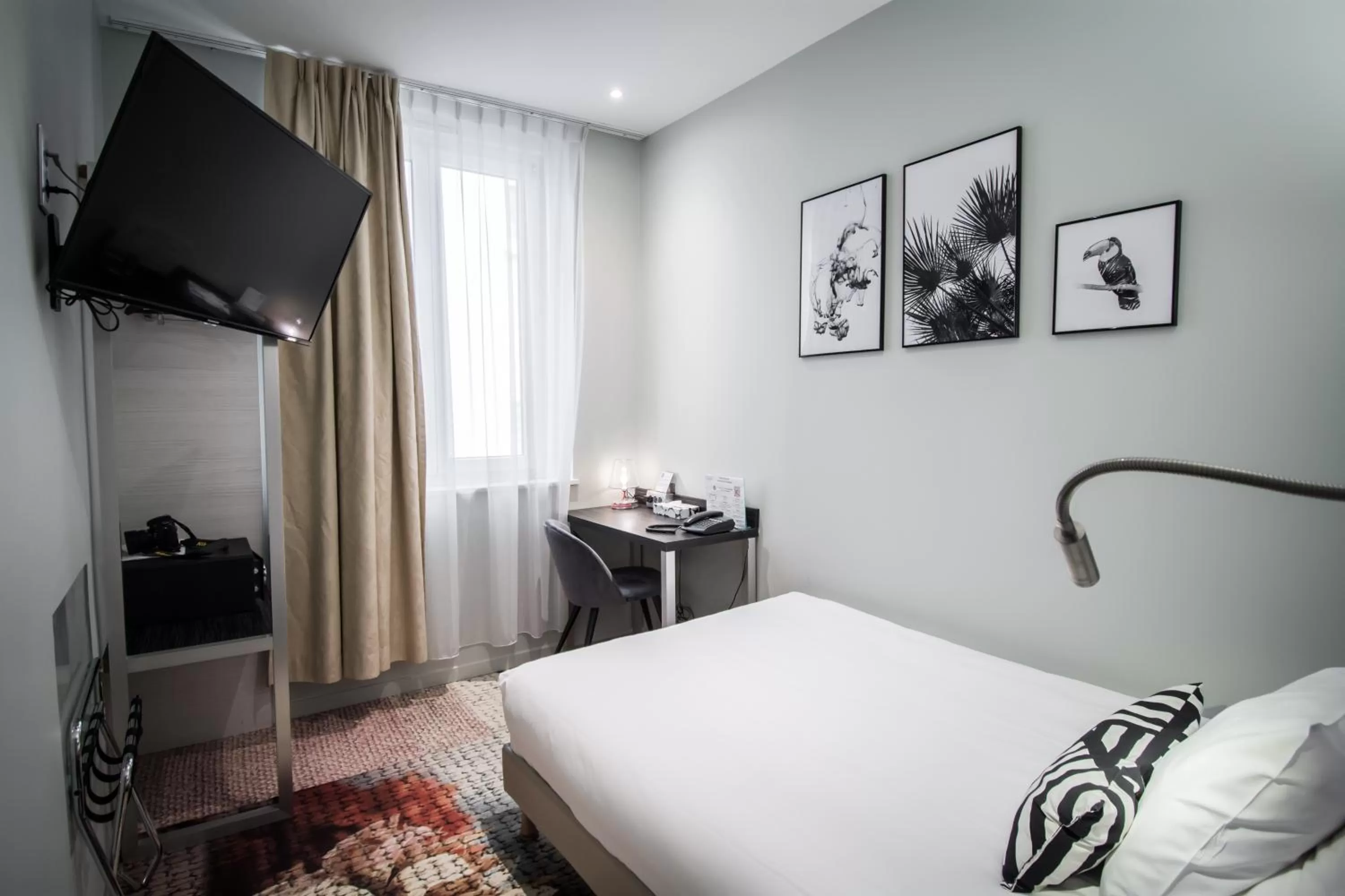 Bed in Hôtel Couvent du Franciscain Centre ville