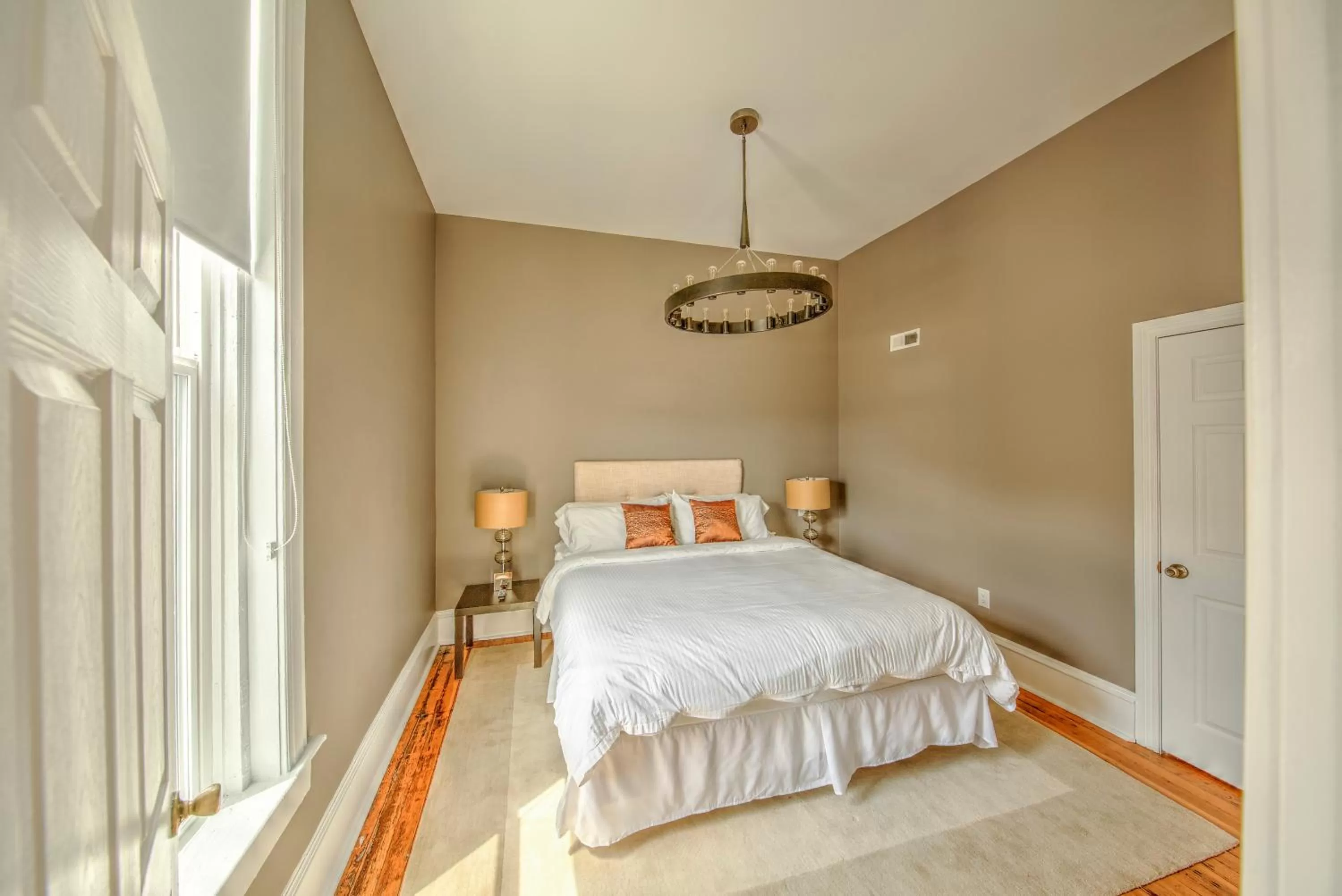 Bedroom, Bed in The Harkness Hotel