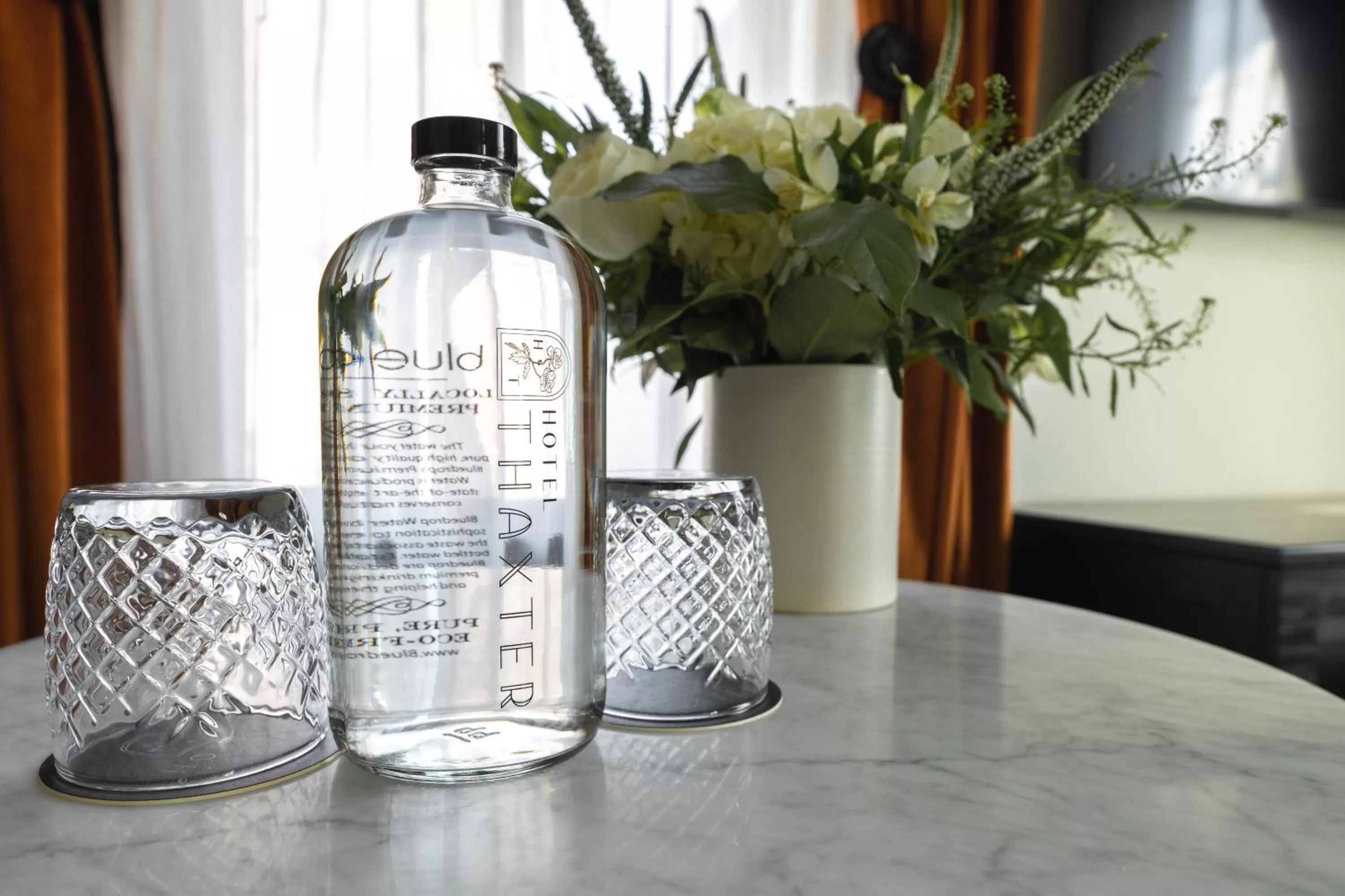 Drinks in Hotel Thaxter