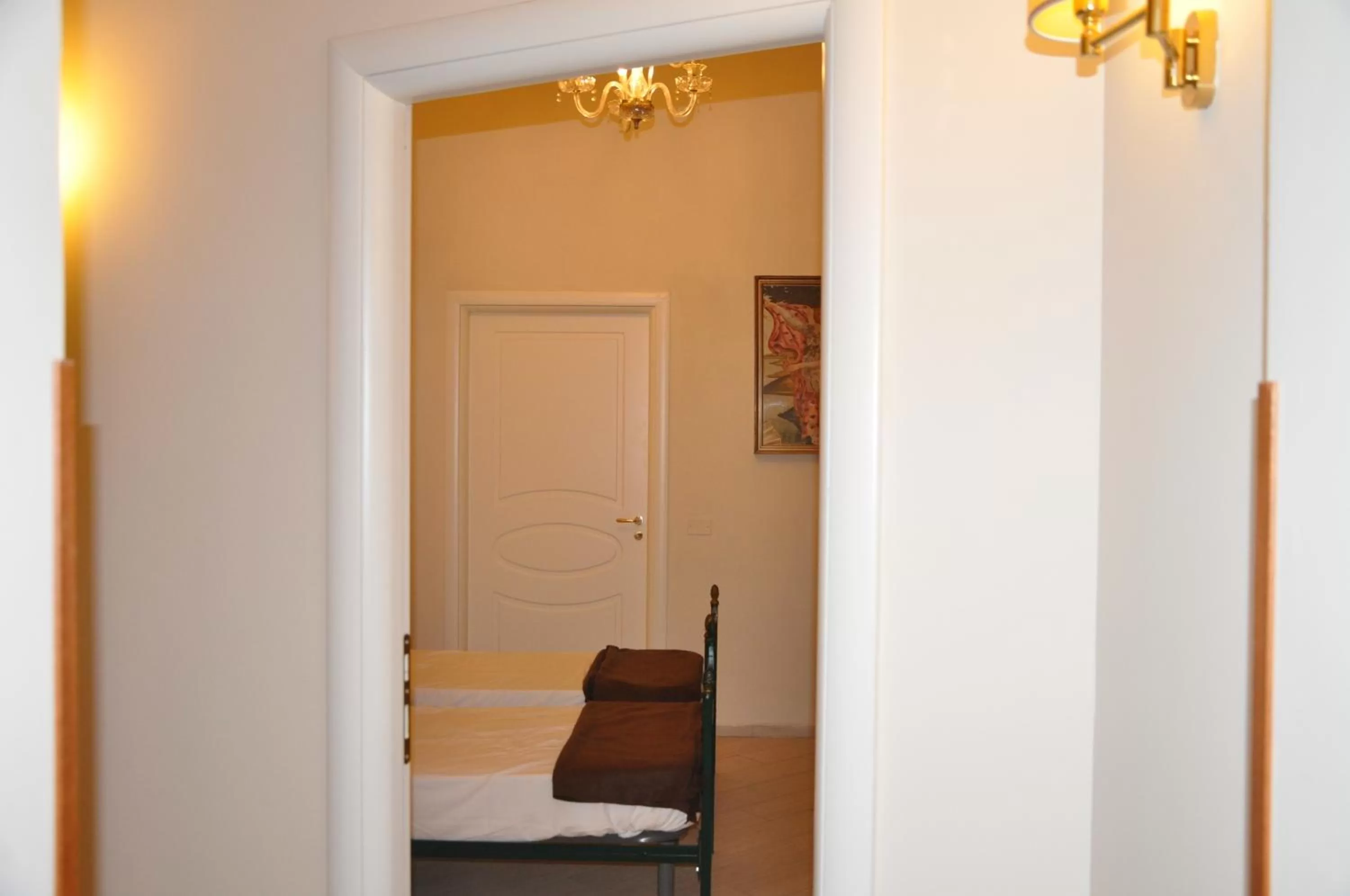 Photo of the whole room in Domus Borbonica