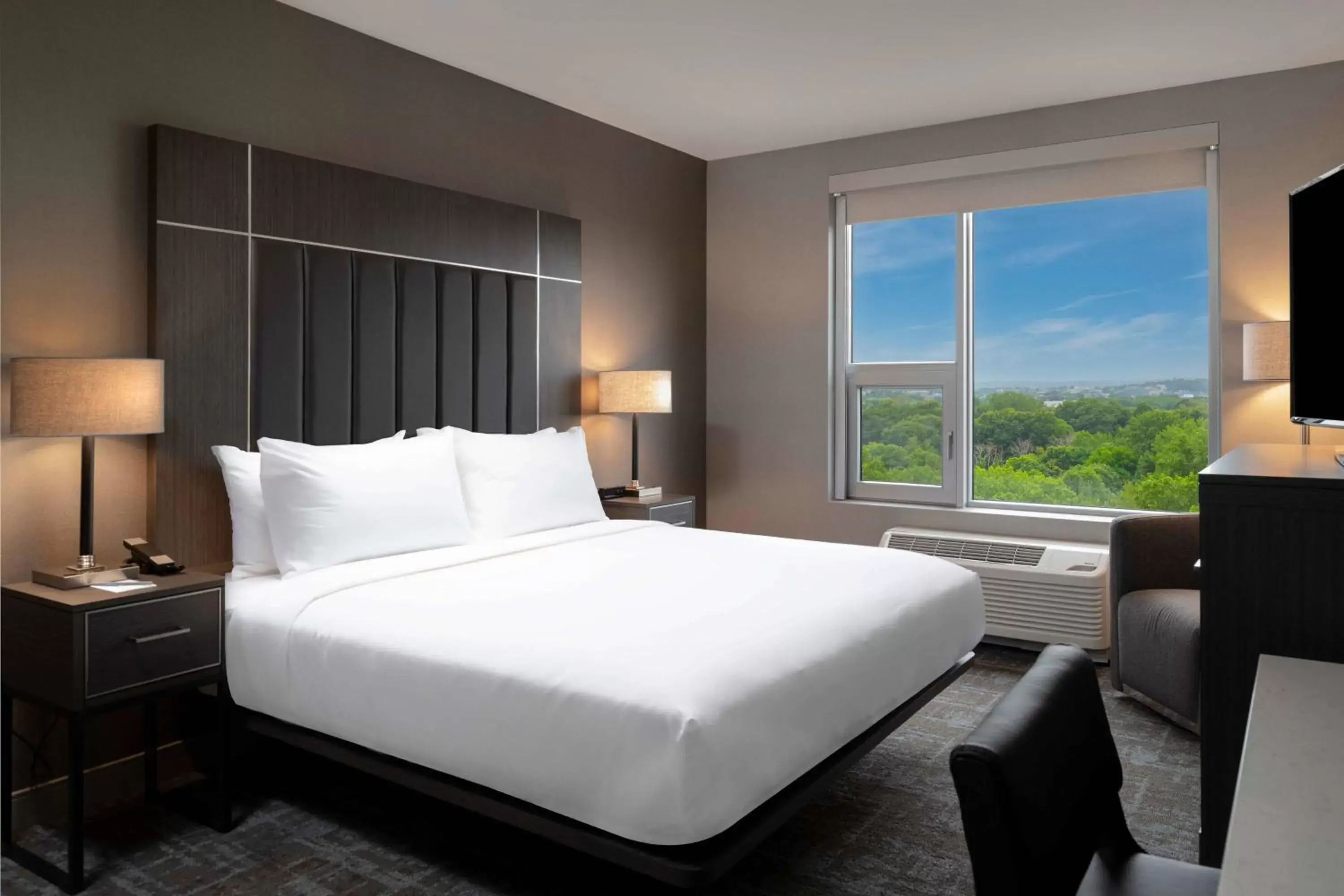 Photo of the whole room, Bed in Fairfield by Marriott Inn & Suites Boston Medford