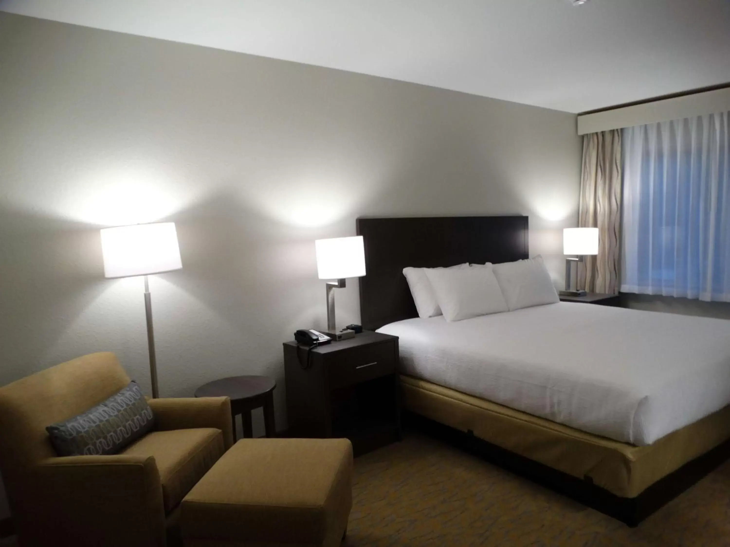 Photo of the whole room, Bed in Best Western Plus The Inn at Hells Canyon