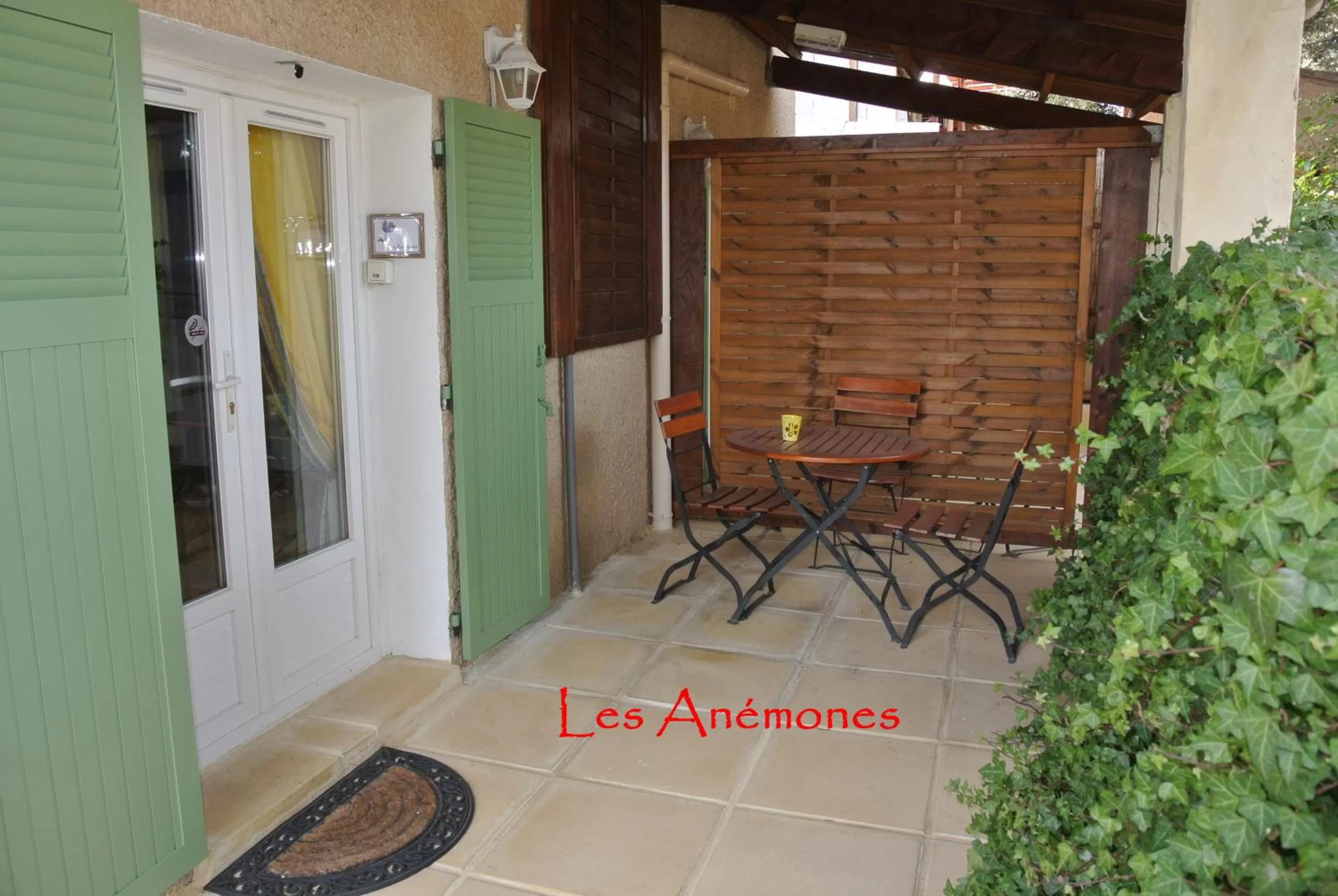 Patio in La Vieille Bastide