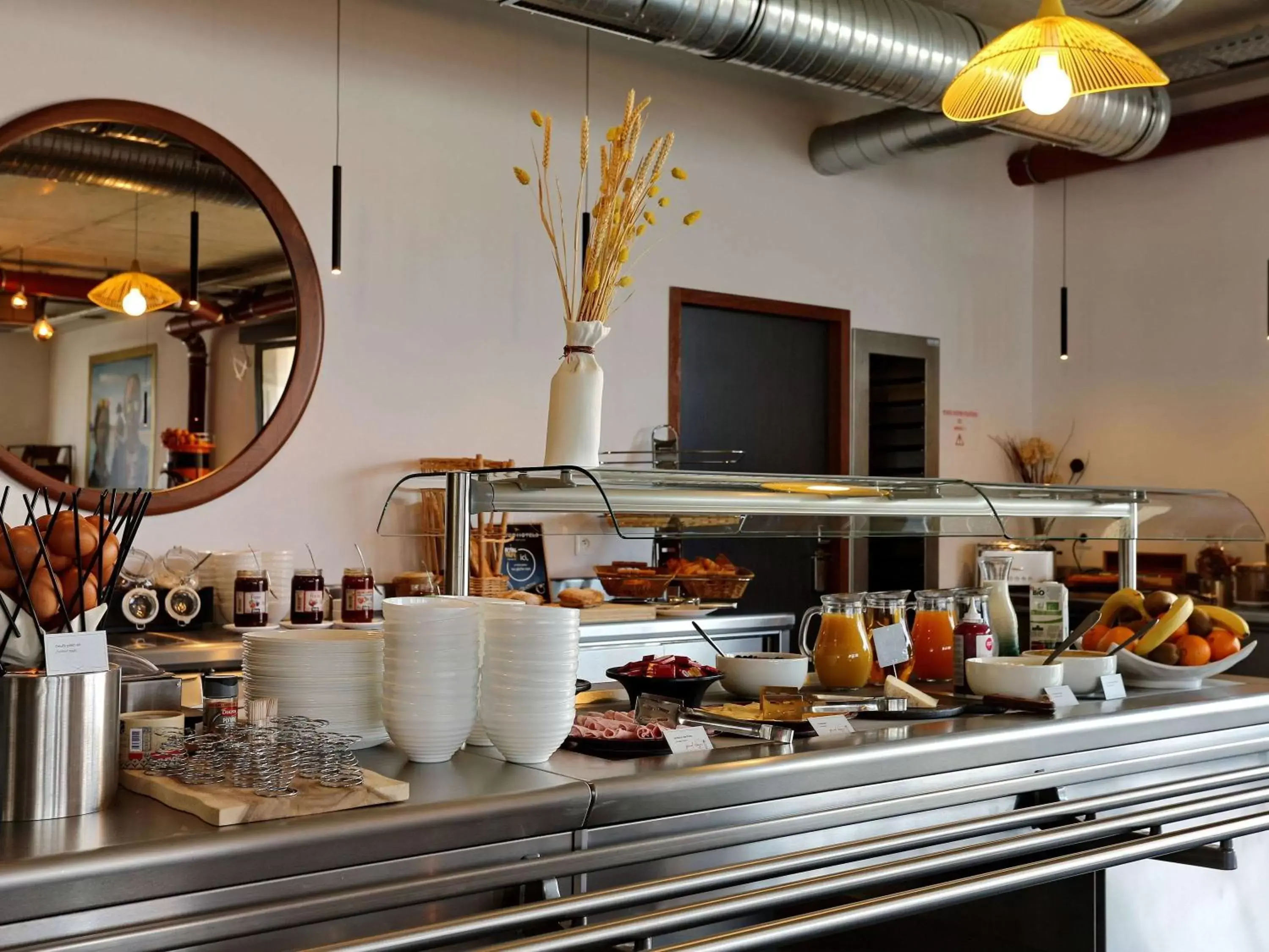 Restaurant/places to eat in ibis Styles Ajaccio Napoleon Restaurant/places to eat in ibis Styles Ajaccio Napoleon