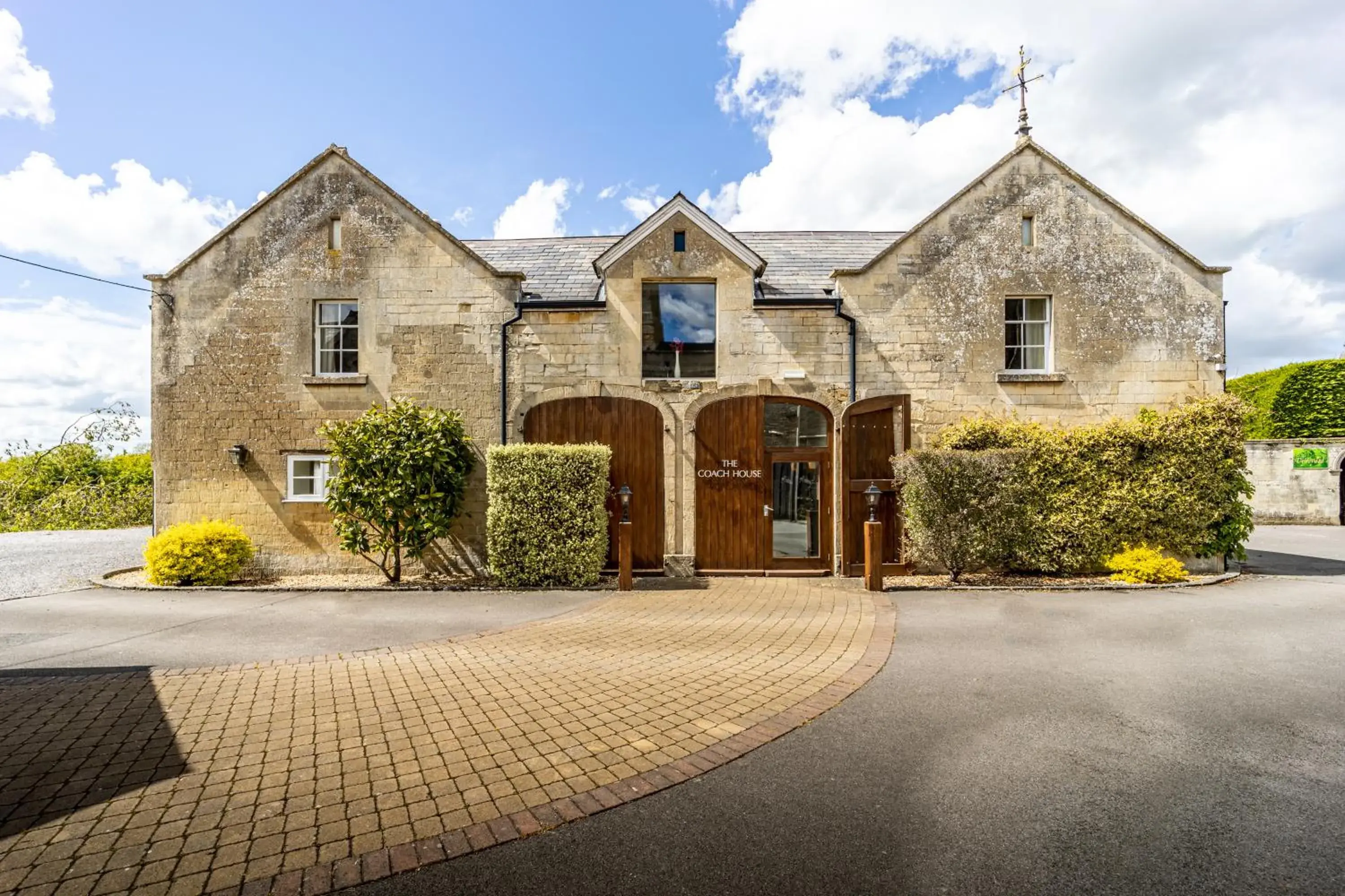 Property Building in Best Western Leigh Park Hotel