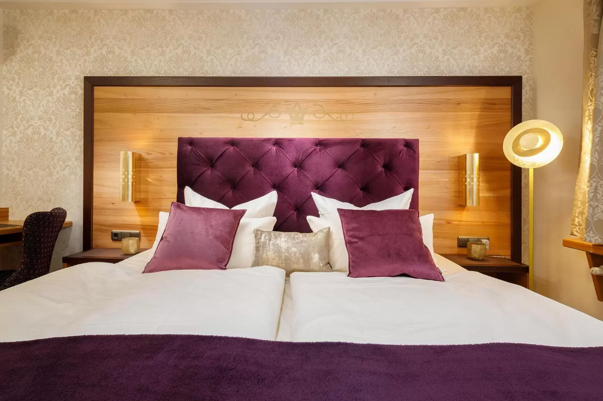 Bed in Hotel Schlosskrone