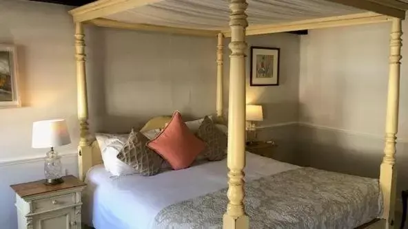 Bed in The Admiral Hornblower