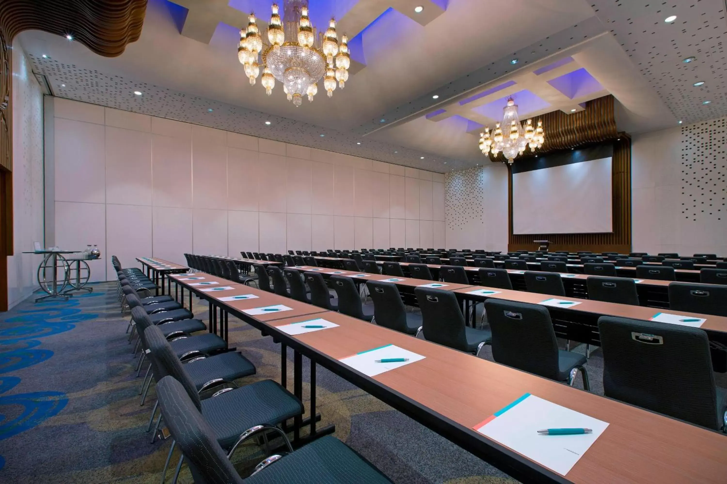 Meeting/conference room in Le Meridien Jakarta