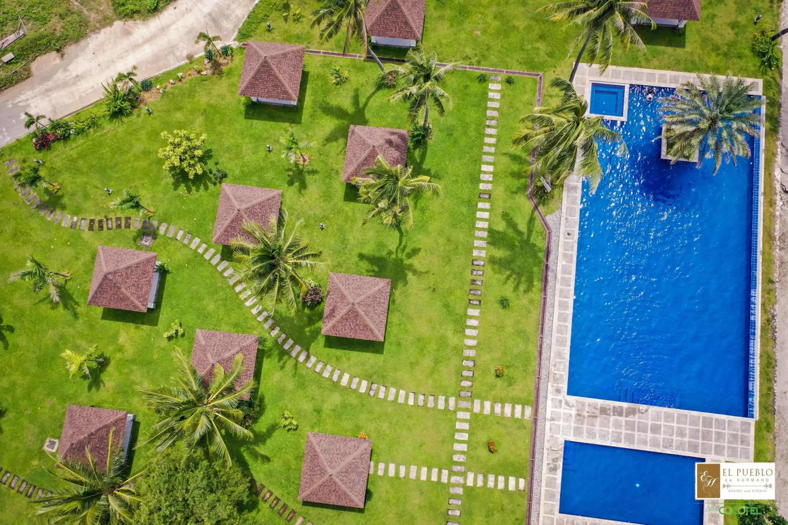 Bird's eye view in El Pueblo De Hermano by Cocotel Bird's eye view in El Pueblo De Hermano by Cocotel