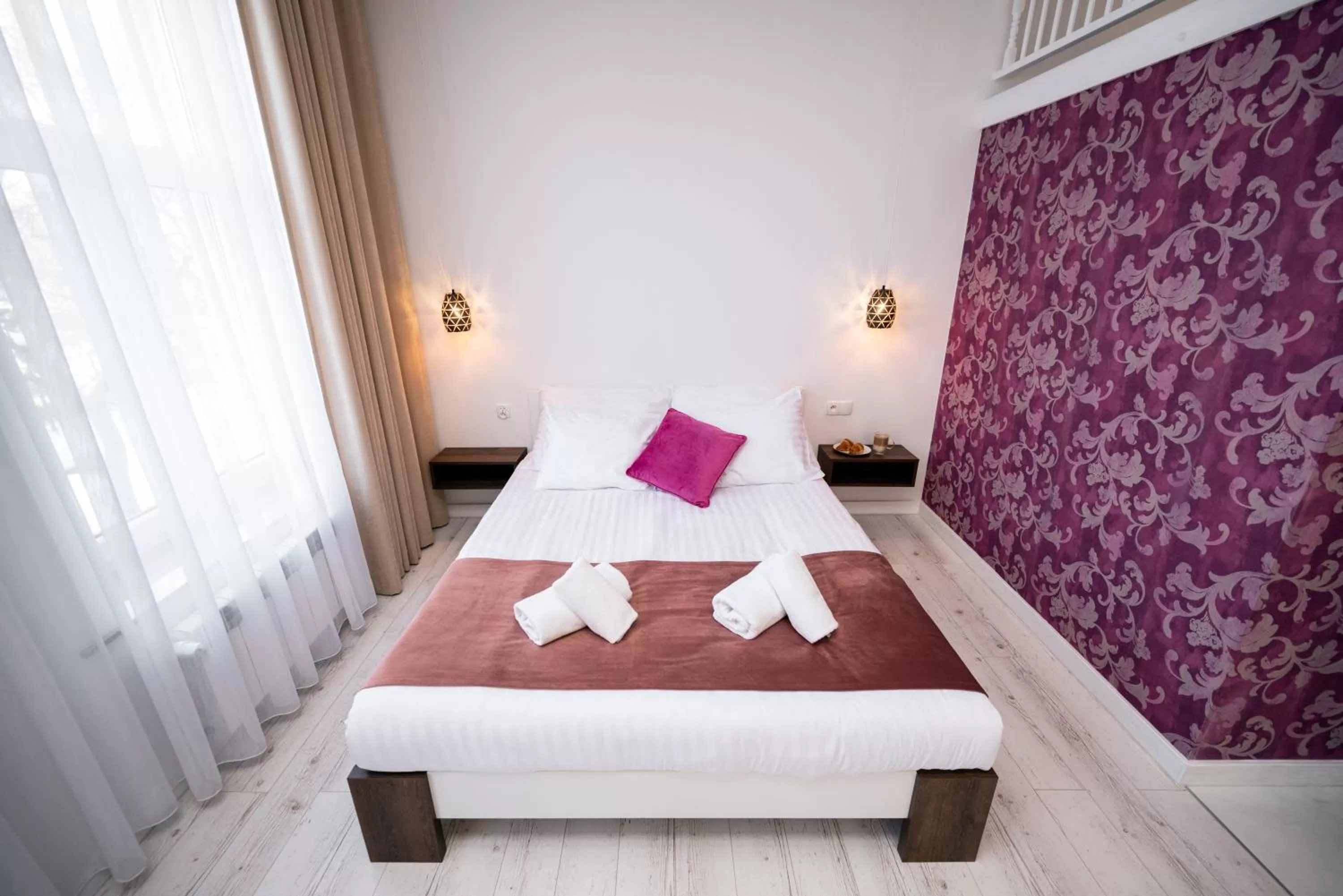 Bed in Hive Family House