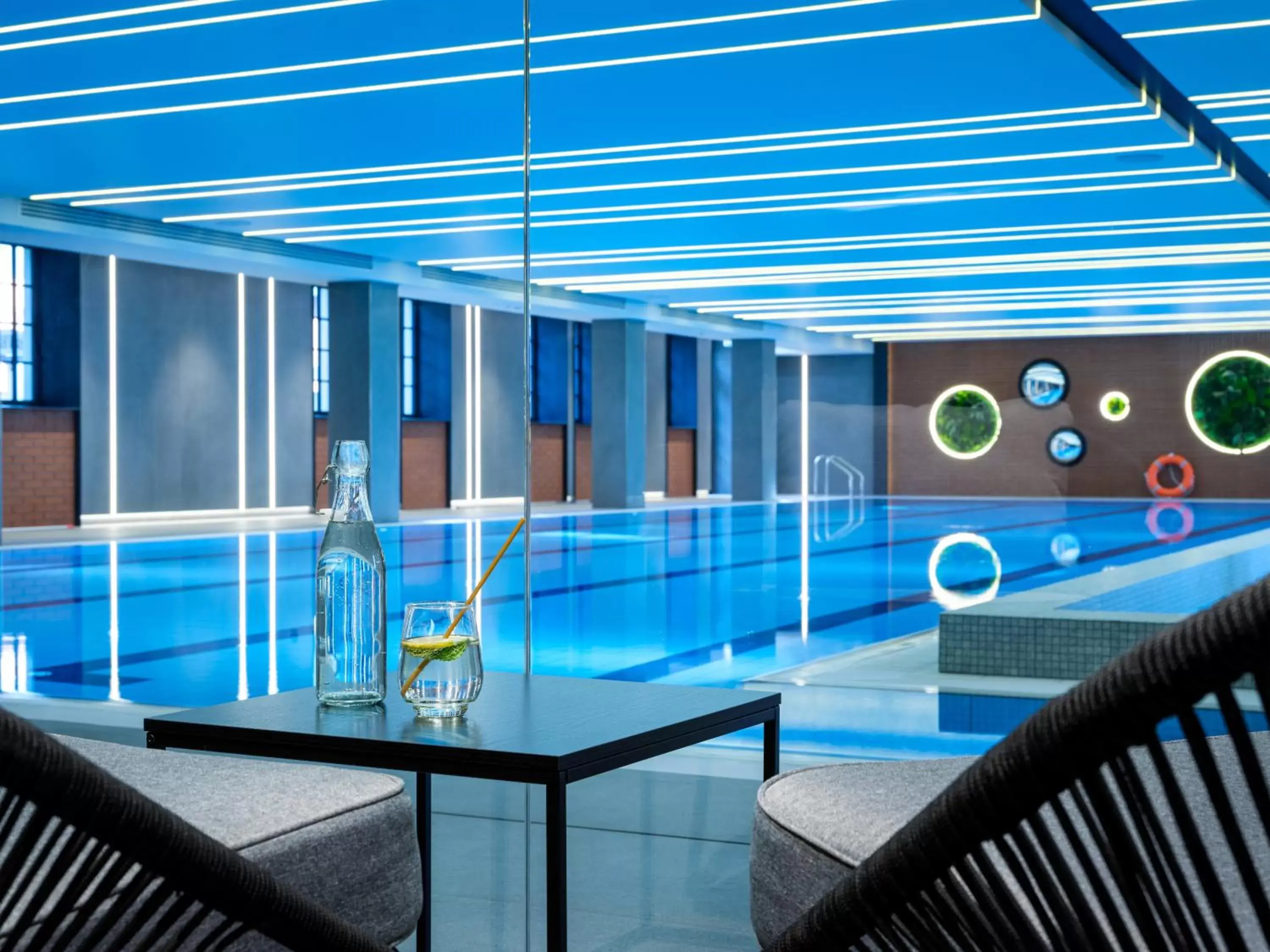 Swimming Pool in Mercure Krakow Fabryczna City