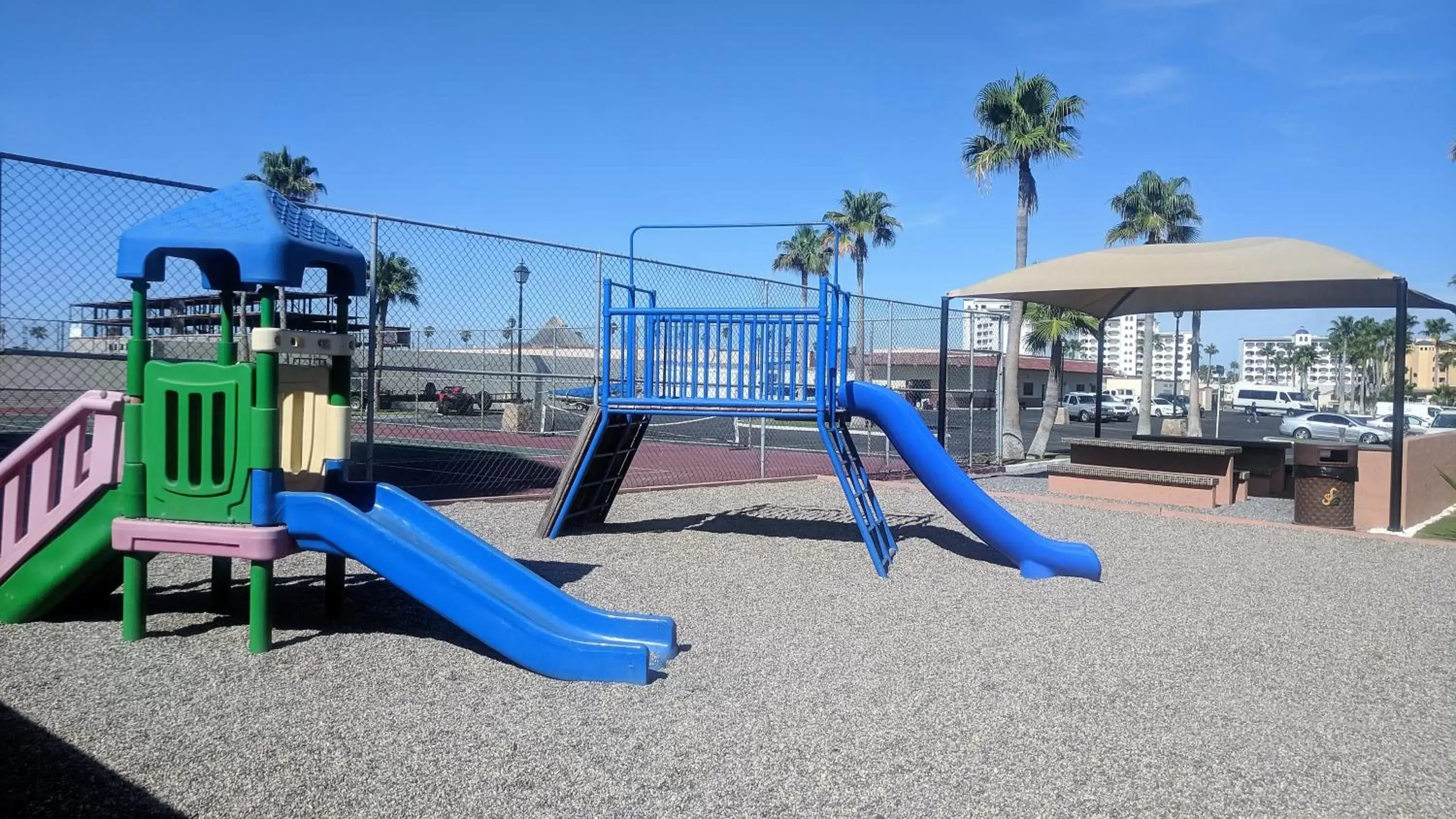 Children play ground in Sonoran Sea 310-W - Modern 1 bedroom