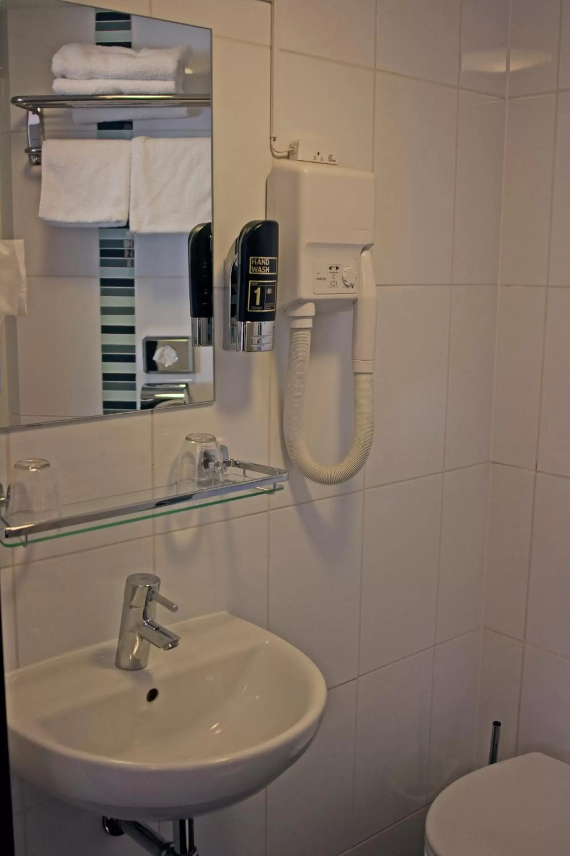 Bathroom in Hotel Allure