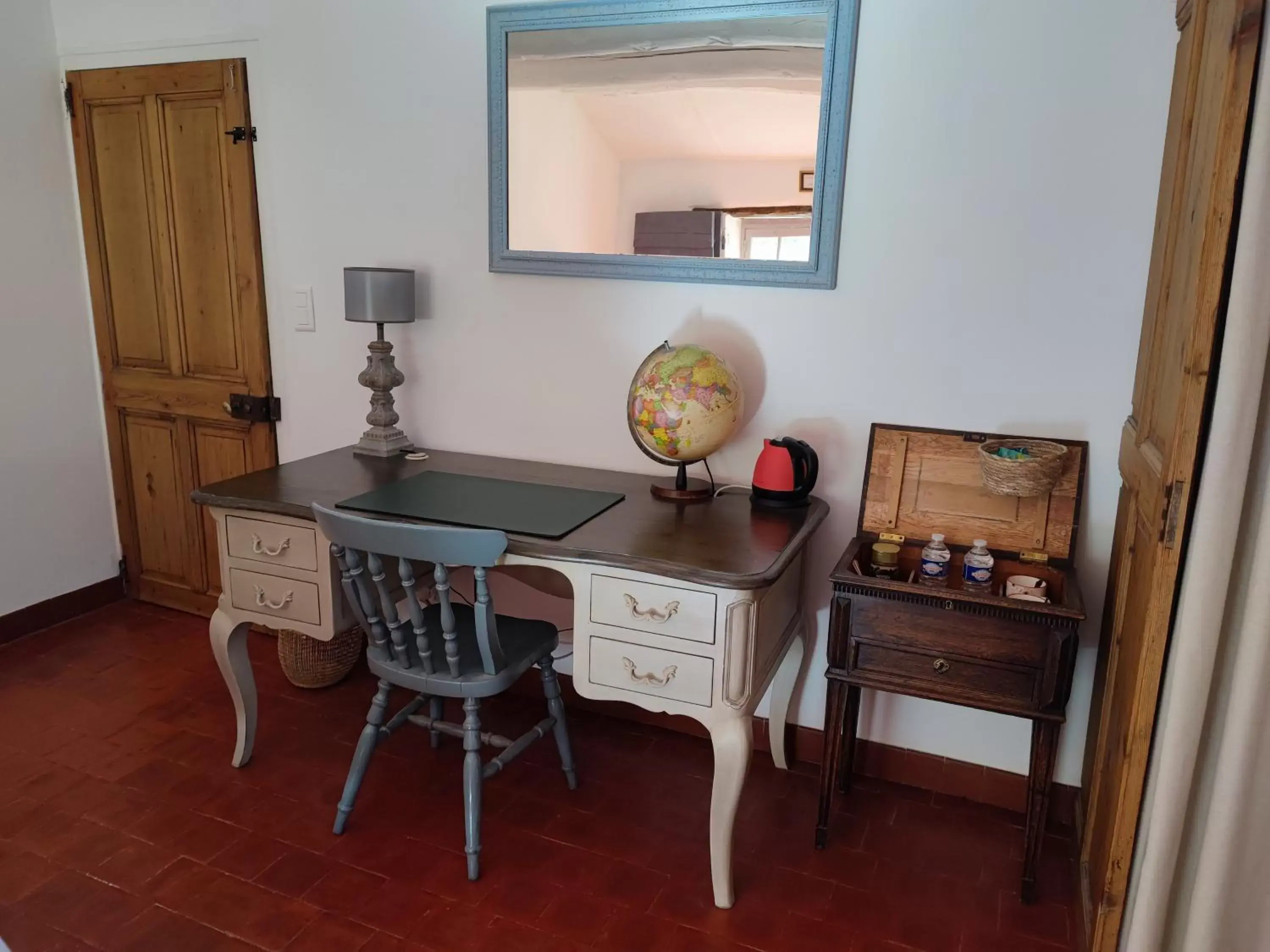 Dining Area in Le Ptit Cottage