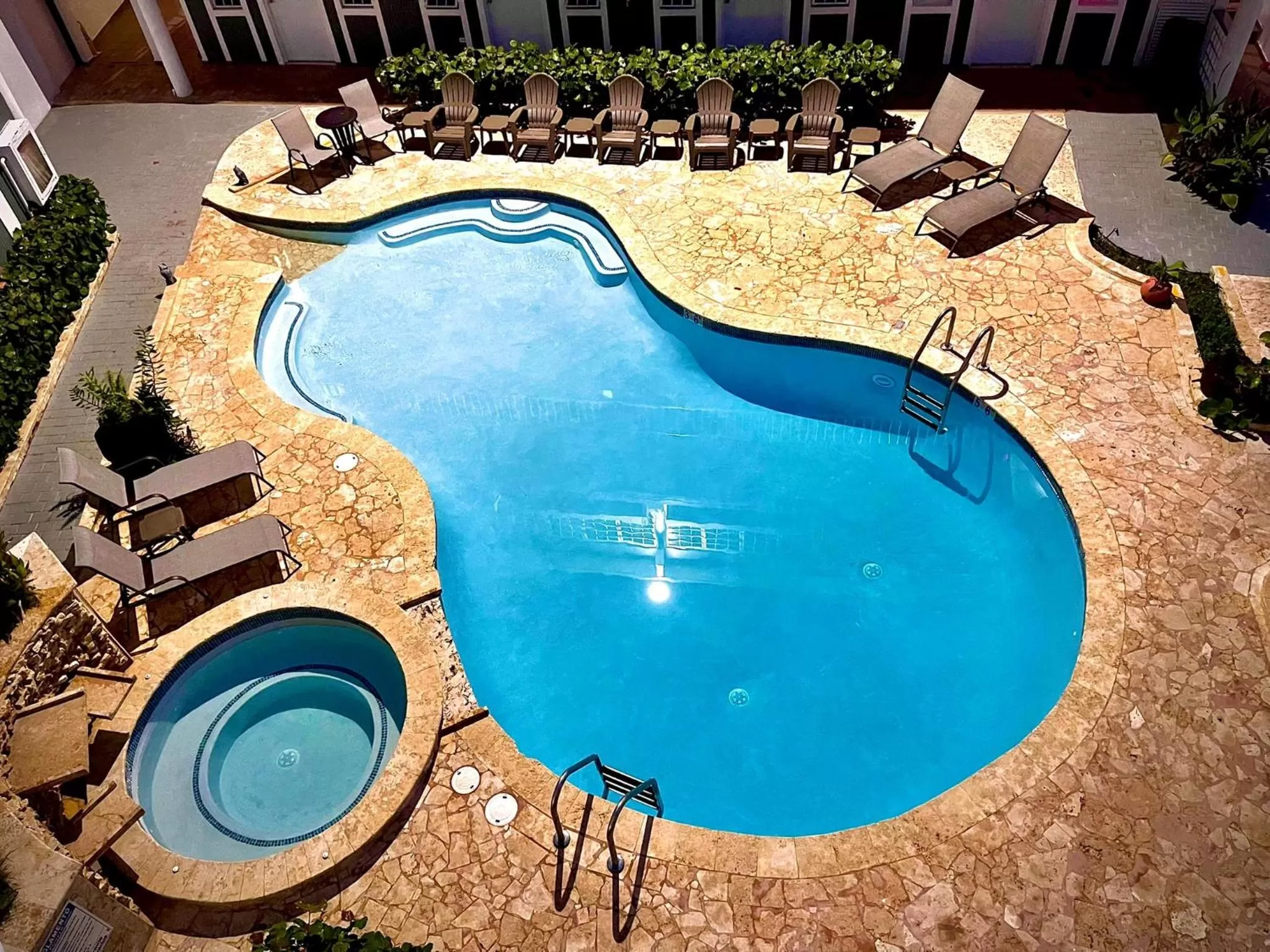 Swimming pool in The Village Inn