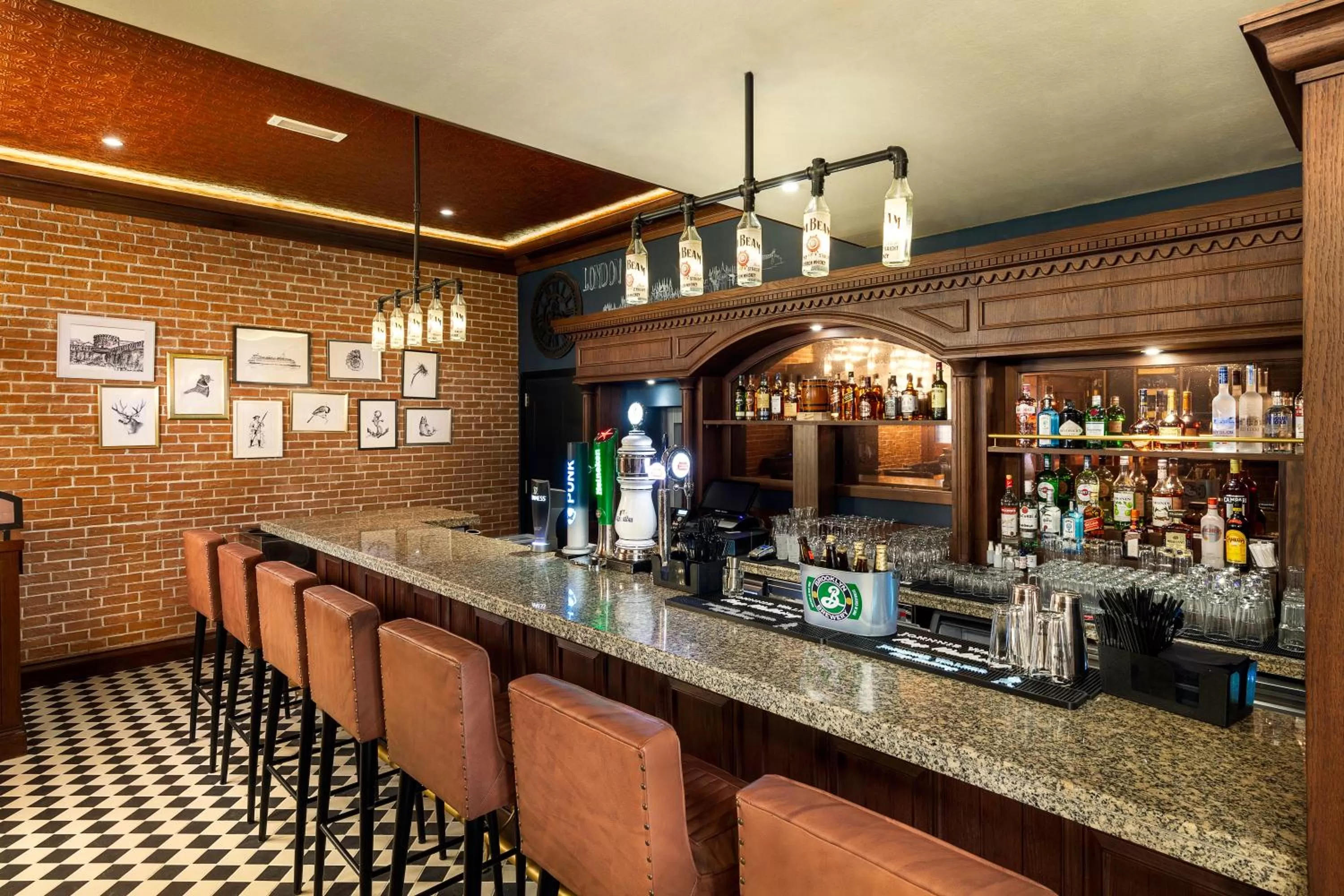 Restaurant/places to eat in Citymax Hotel Al Barsha