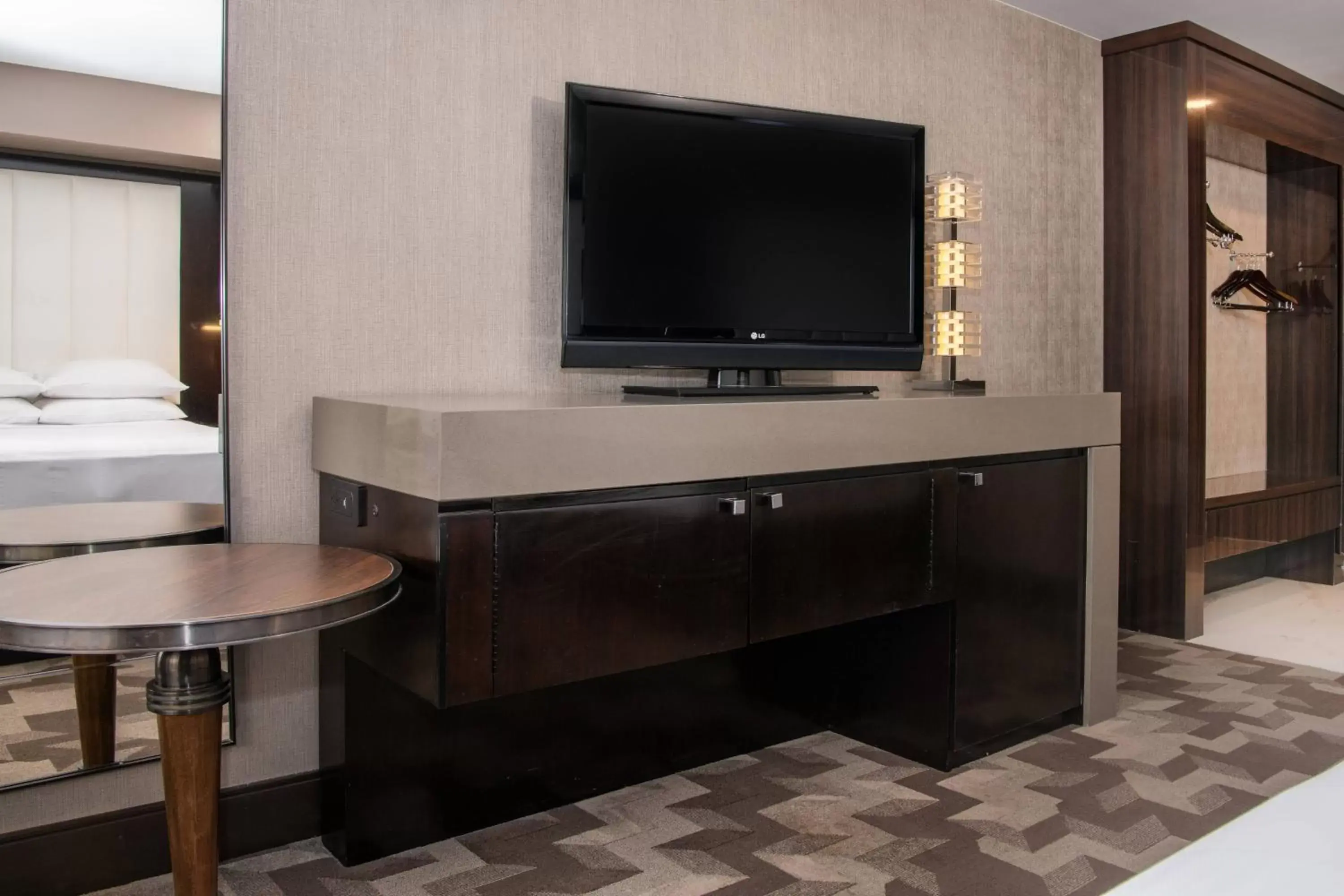 Photo of the whole room, TV/Entertainment Center in Beverly Hills Marriott