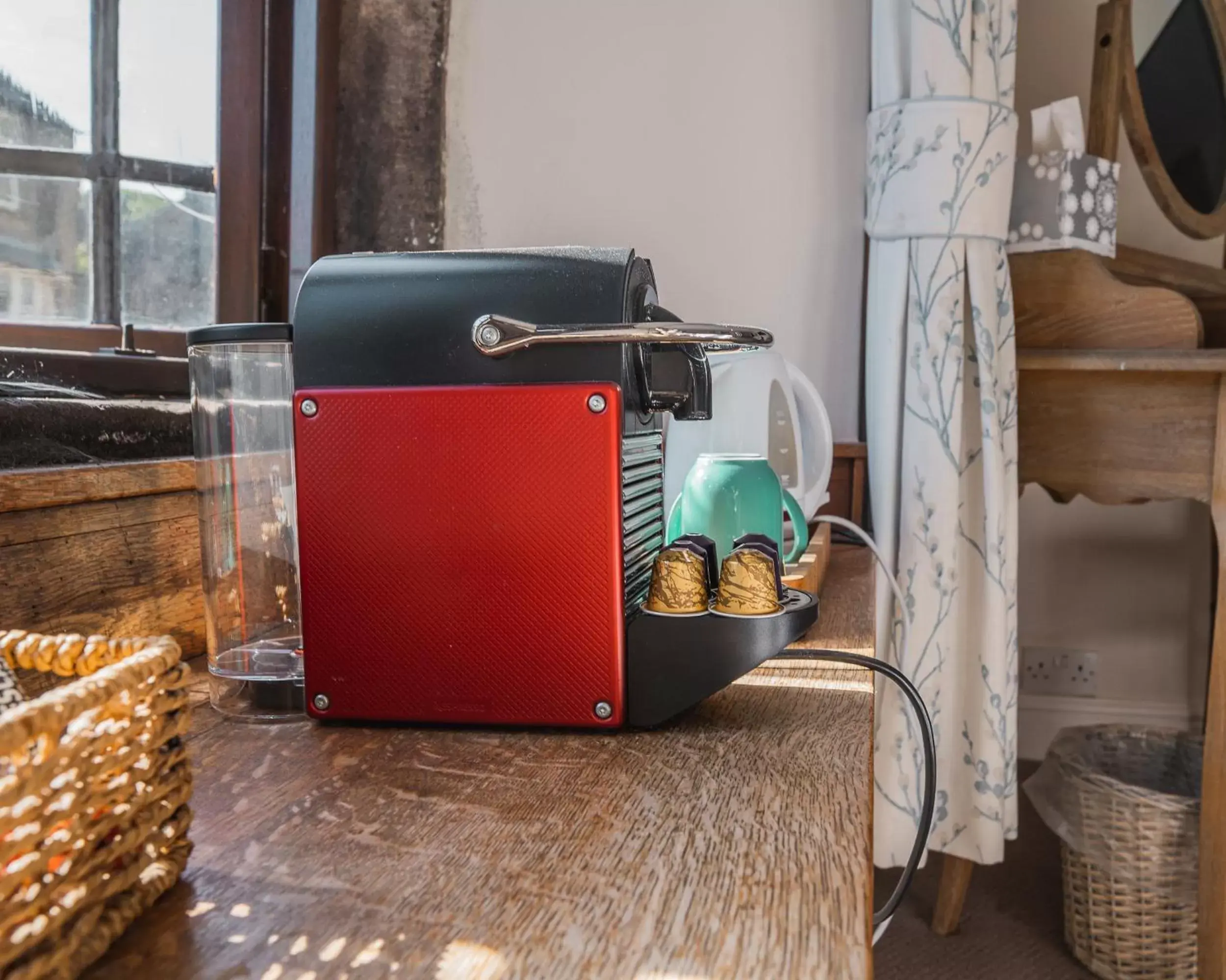 Coffee/tea facilities in The Old Hall Inn