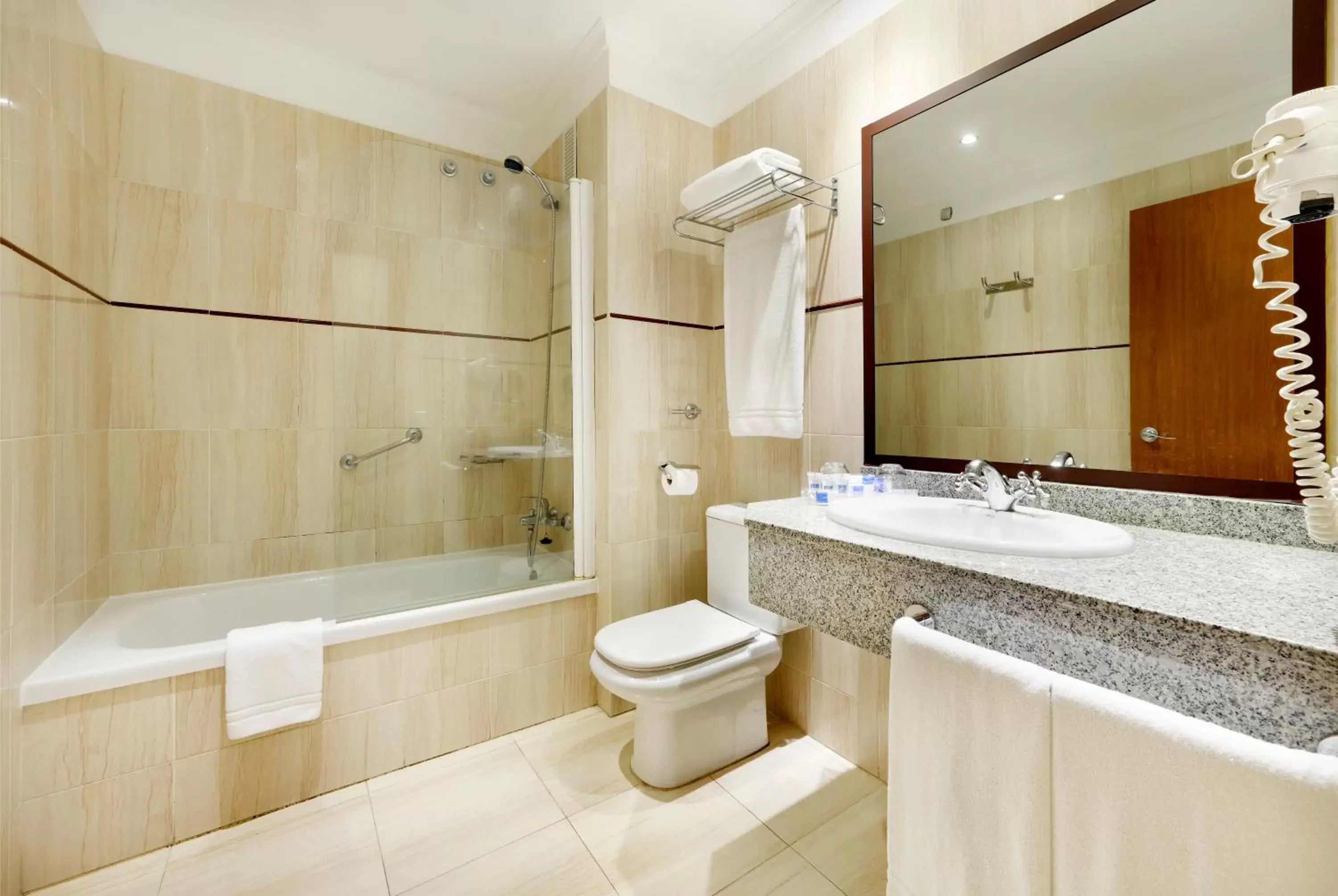 Bathroom in Crisol Alisios Canteras