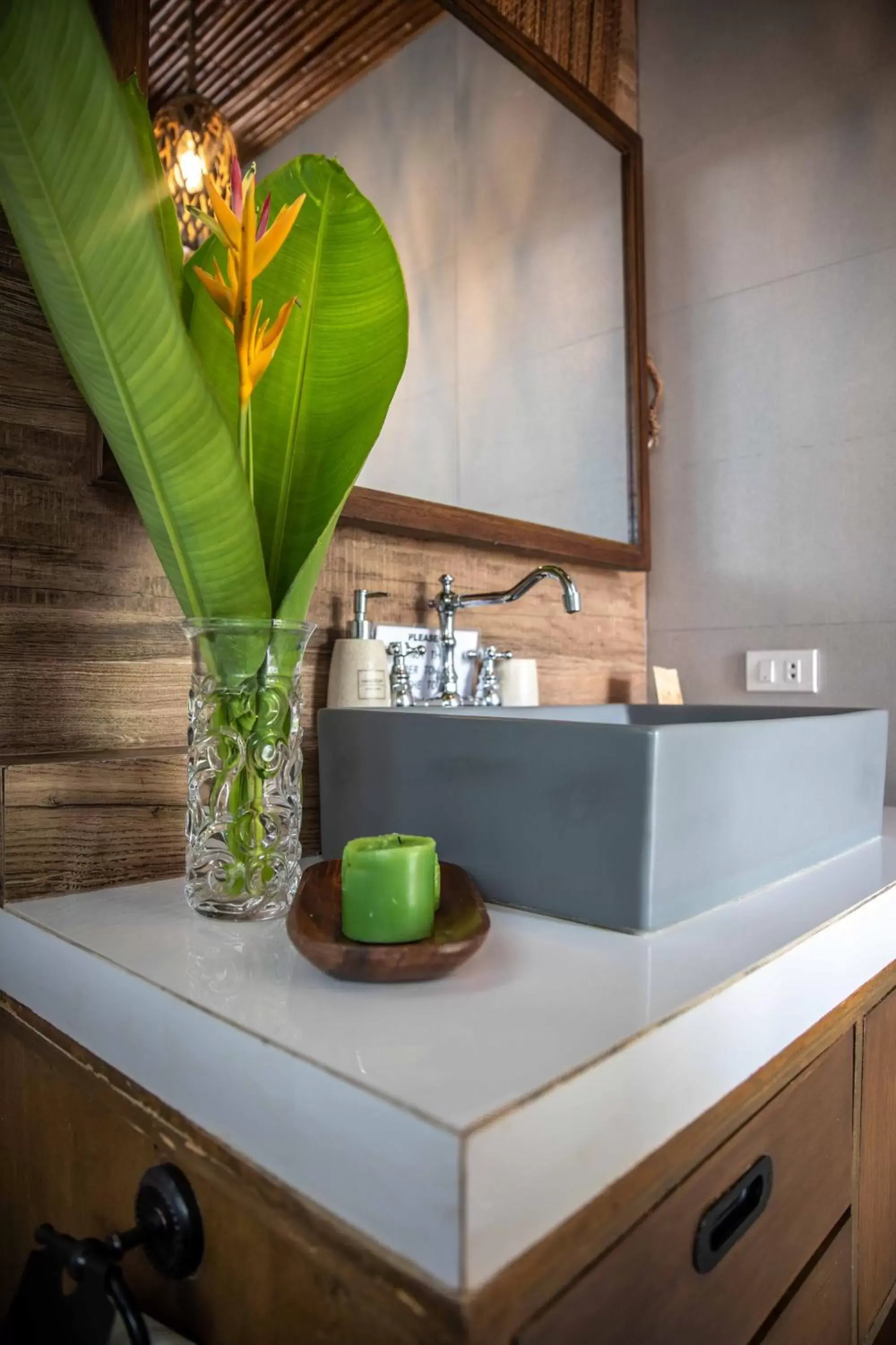 Bathroom, Kitchen/Kitchenette in Ahana Resort El Nido