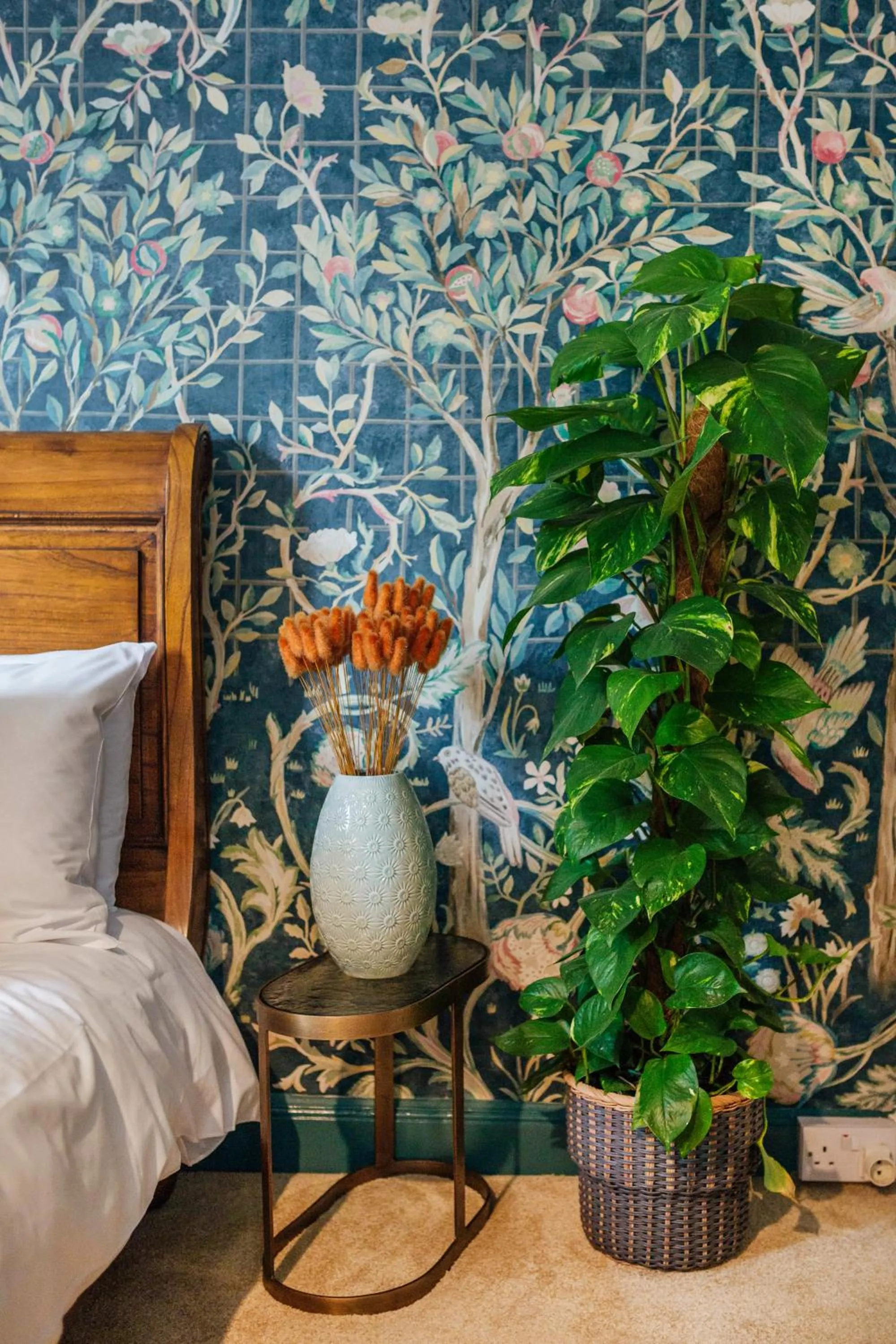 Bed in Old Rectory House, Redditch