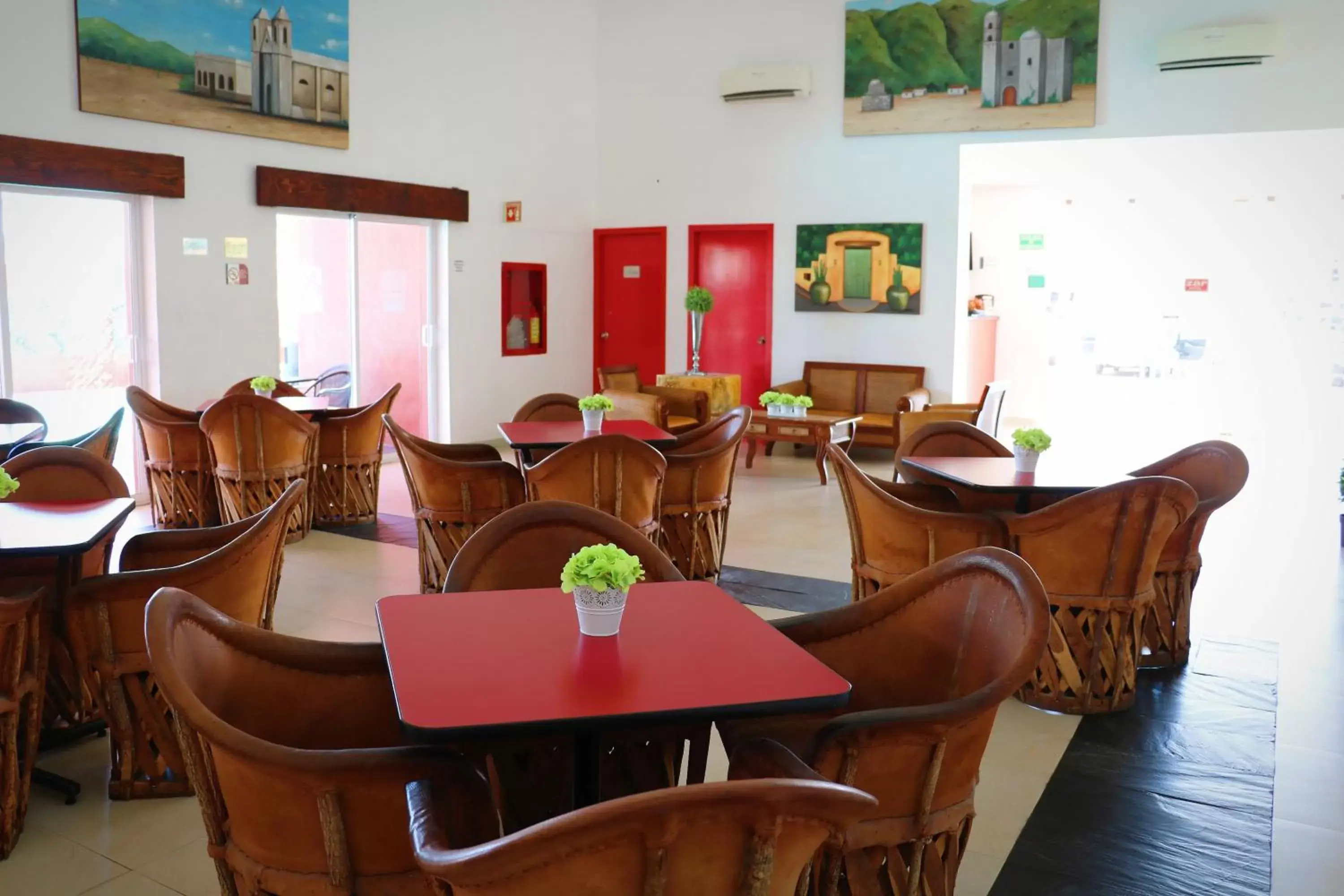 Restaurant/Places to Eat in Hotel Zar La Paz