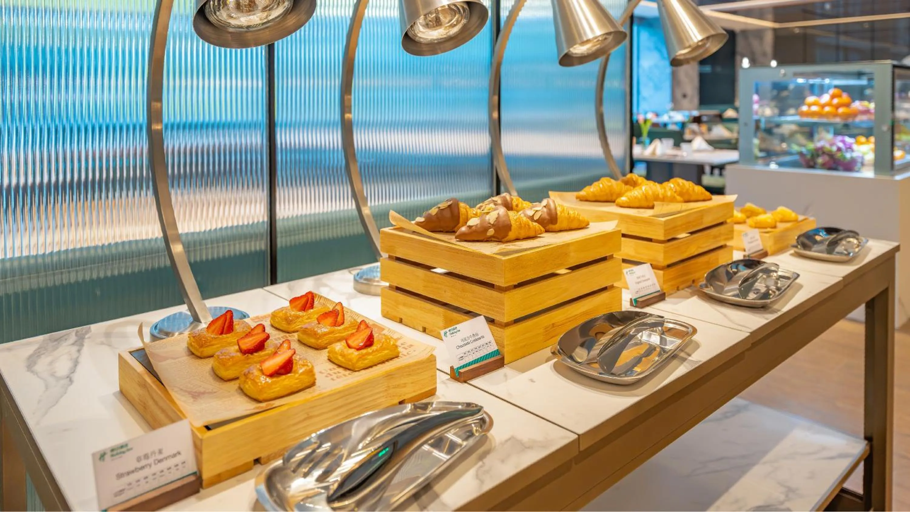 Restaurant/places to eat in Holiday Inn Changchun Oriental Plaza by IHG