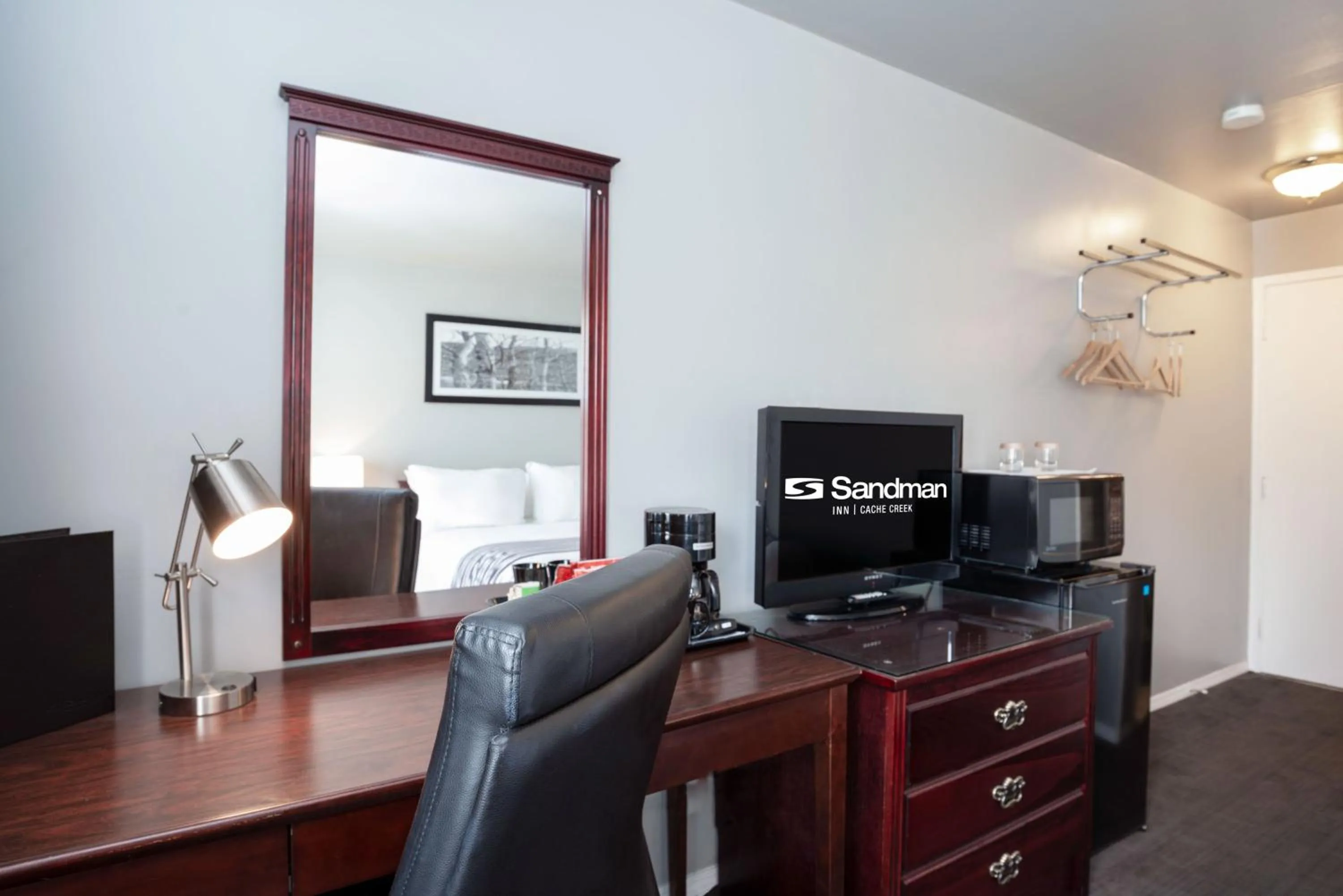 Photo of the whole room in Sandman Inn Cache Creek