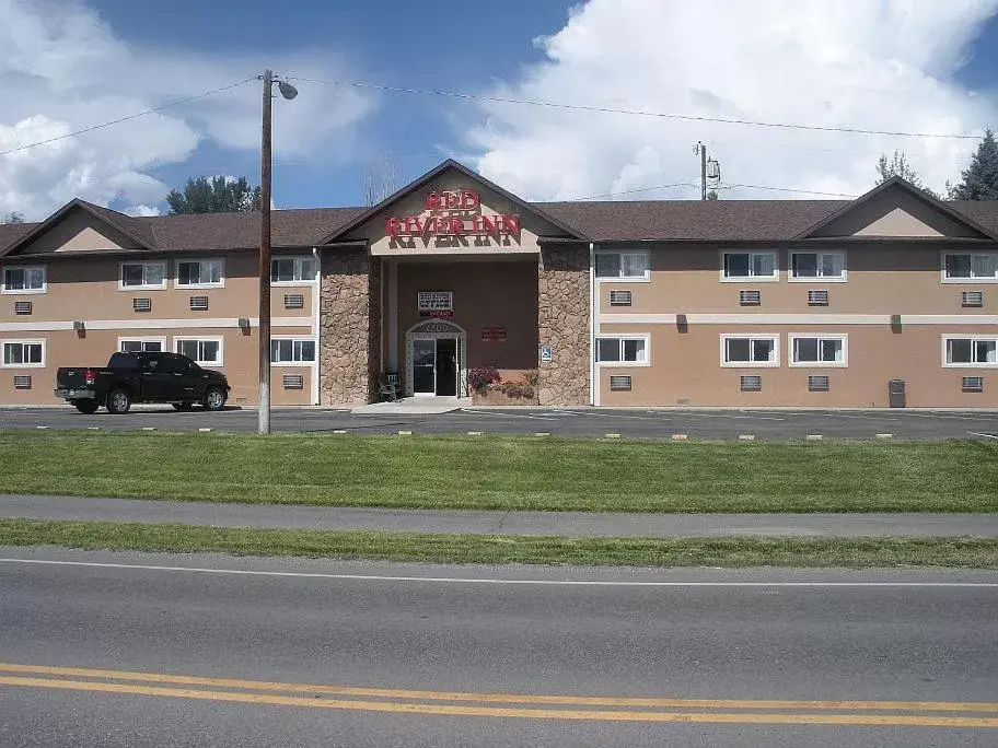Property building in Red River Inn Silt - Rifle Property building in Red River Inn Silt - Rifle