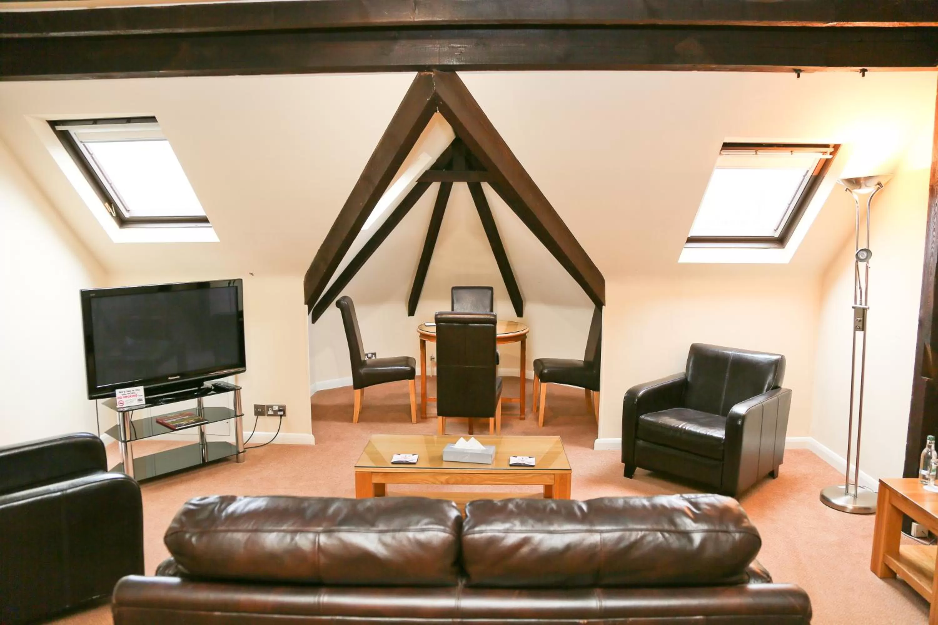 Bathroom in Millfields Hotel