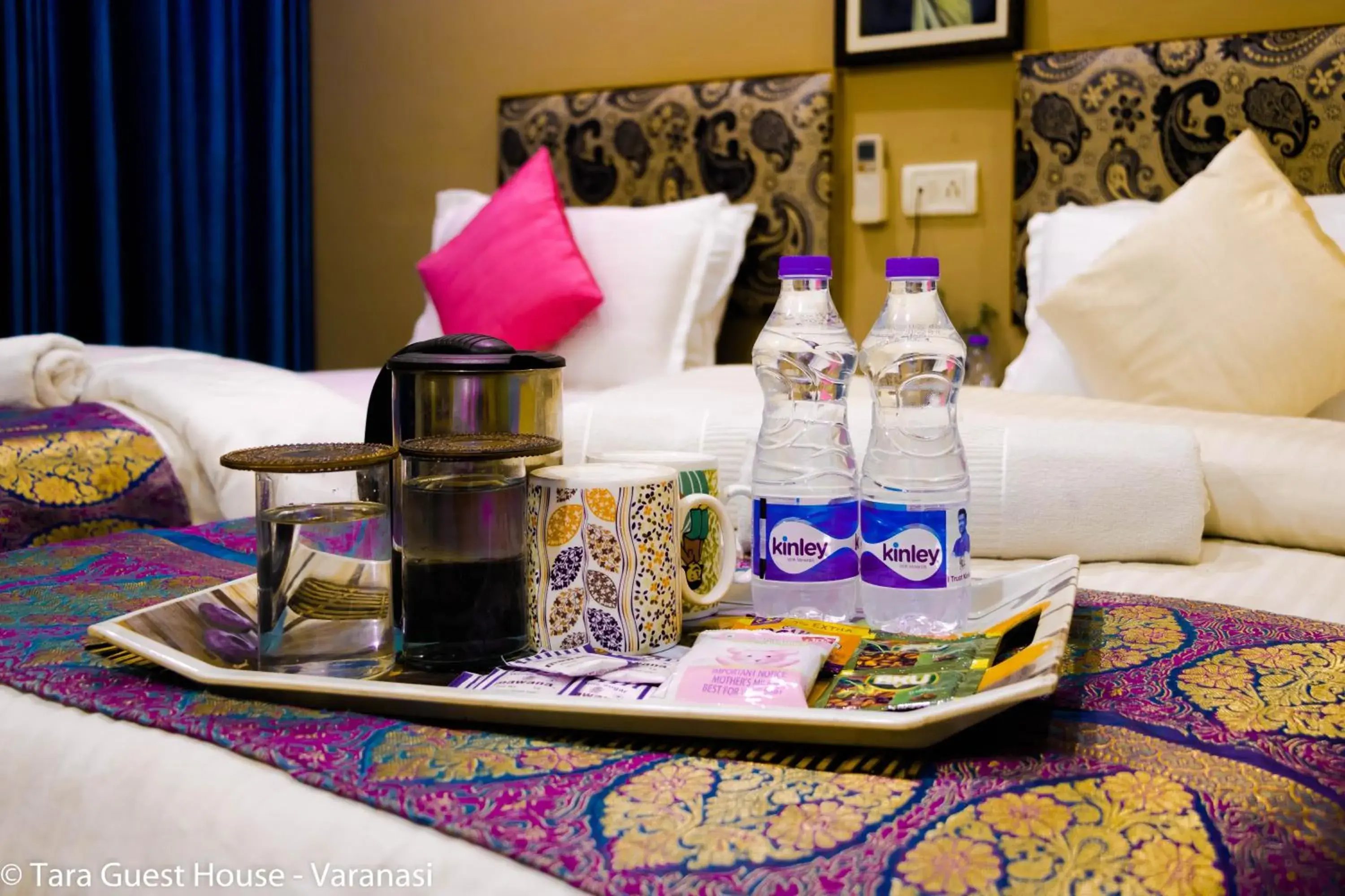 Coffee/tea facilities, Bed in Tara Guest House