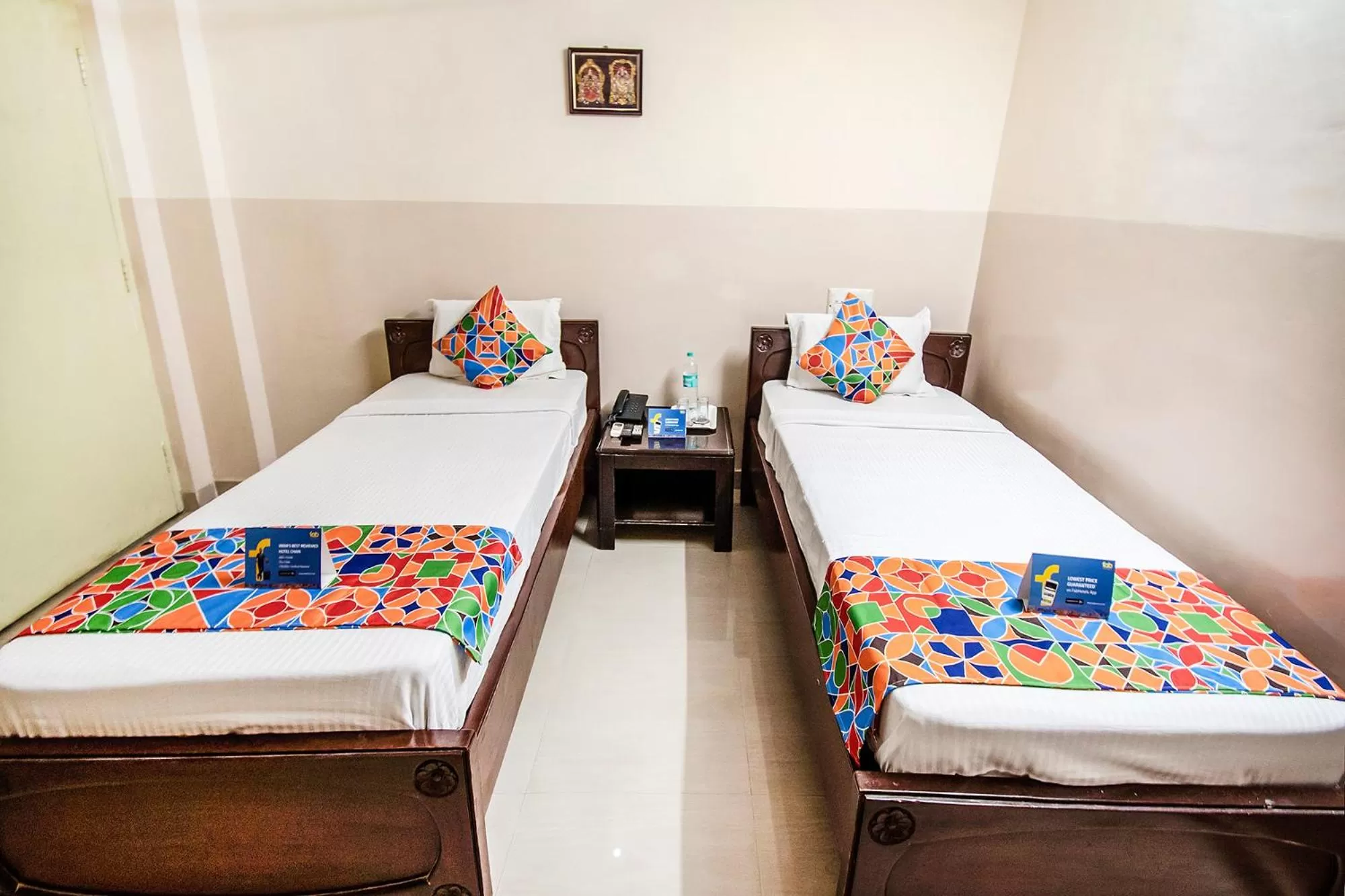 Bedroom, Bed in FabHotel Aditya Yatri Nivas