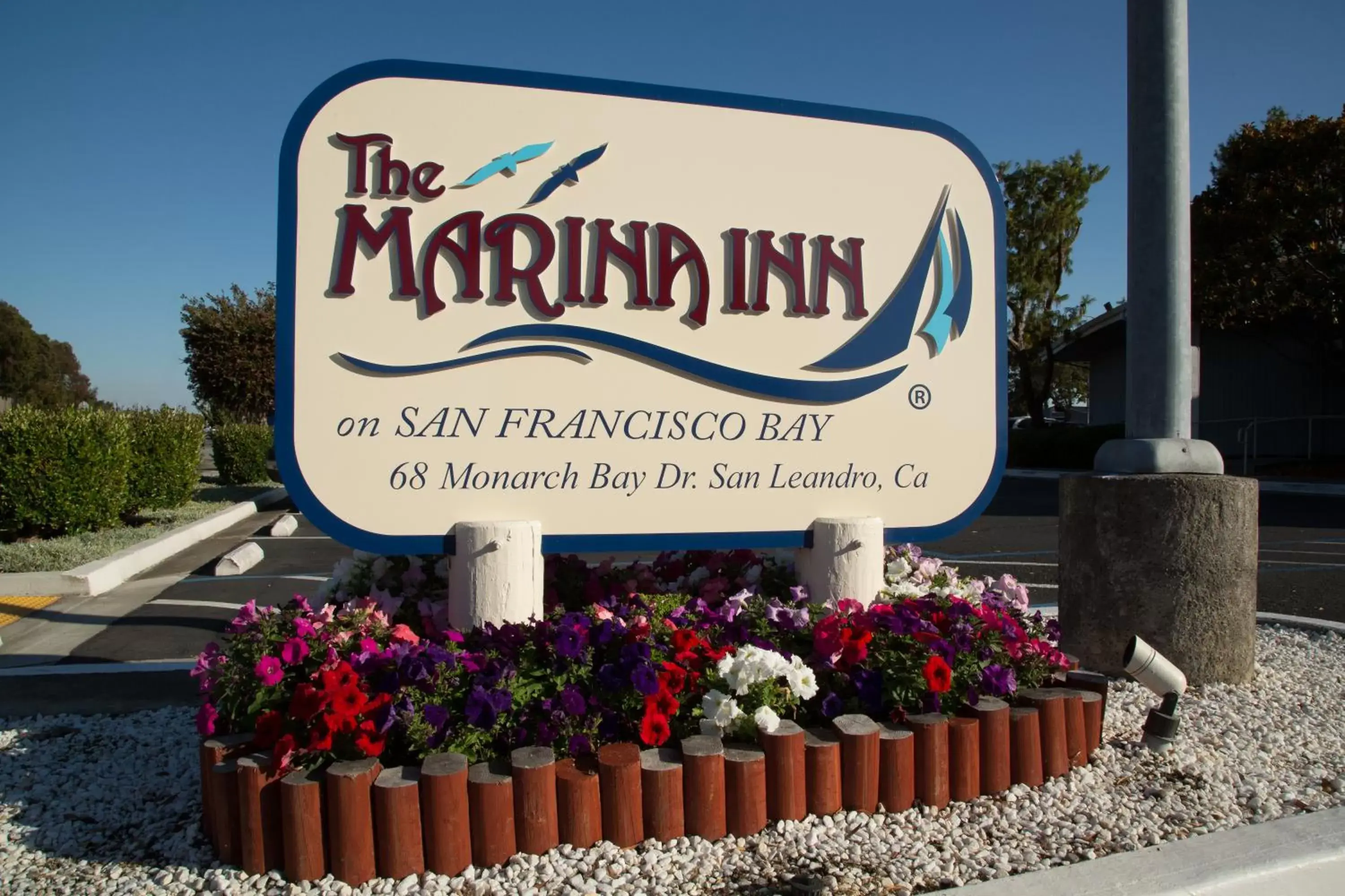 The Marina Inn on San Francisco Bay