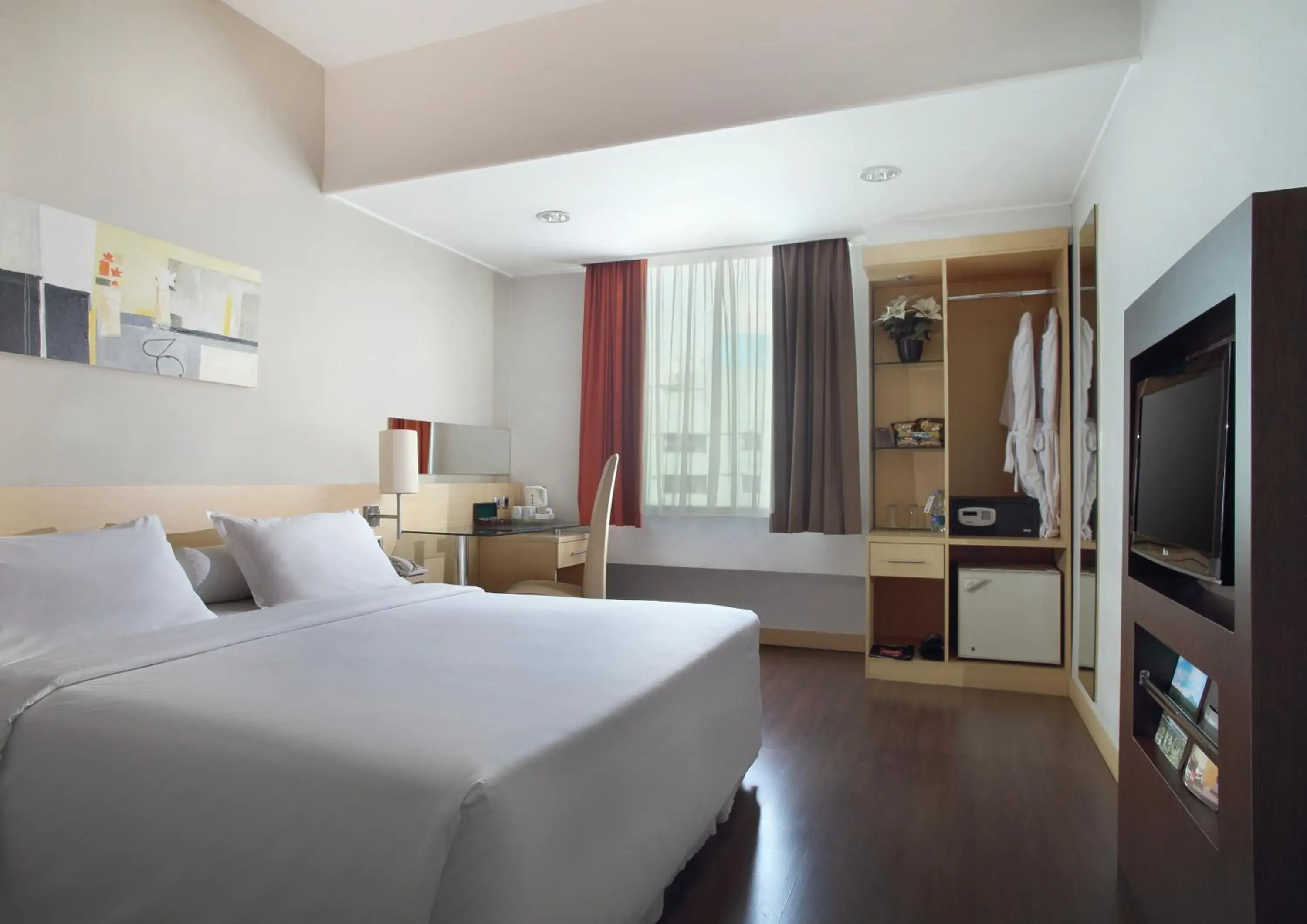 Photo of the whole room in Ibis Jakarta Arcadia Photo of the whole room in Ibis Jakarta Arcadia